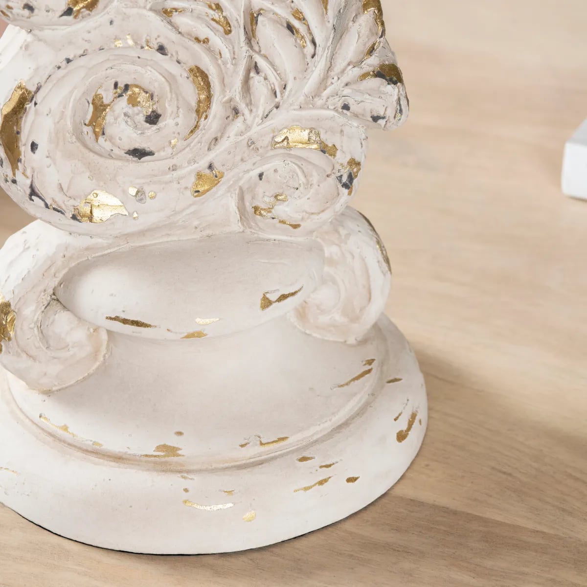 Crestview Collection Corinthian Table Lamp Corinthian Table Lamp