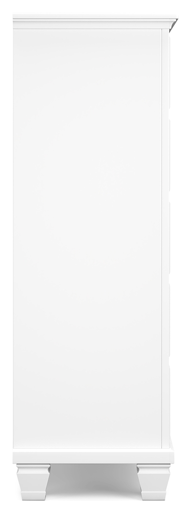 Signature Design by Ashley Fortman 5-Drawer Chest