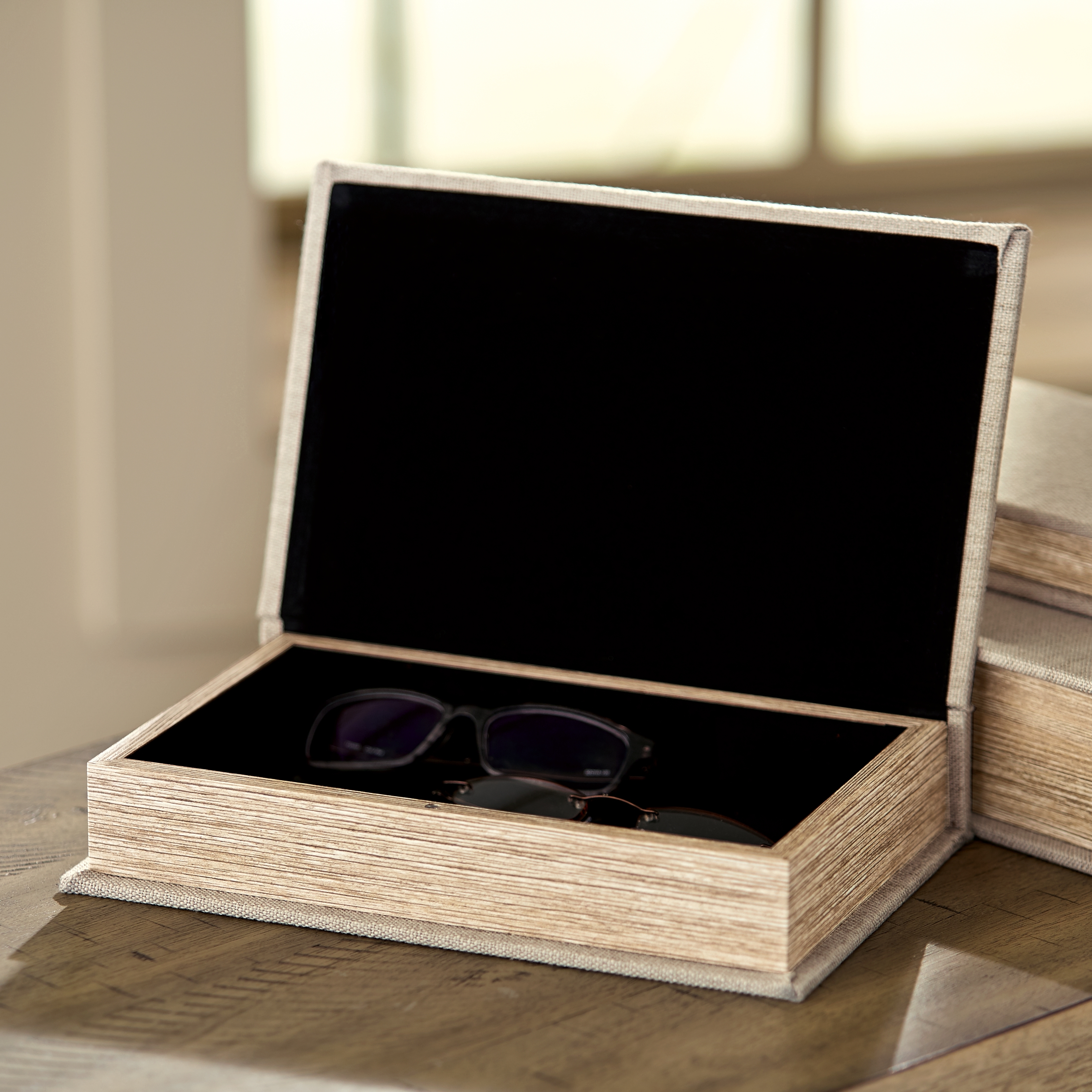 Signature Design by Ashley Jolina Box Set