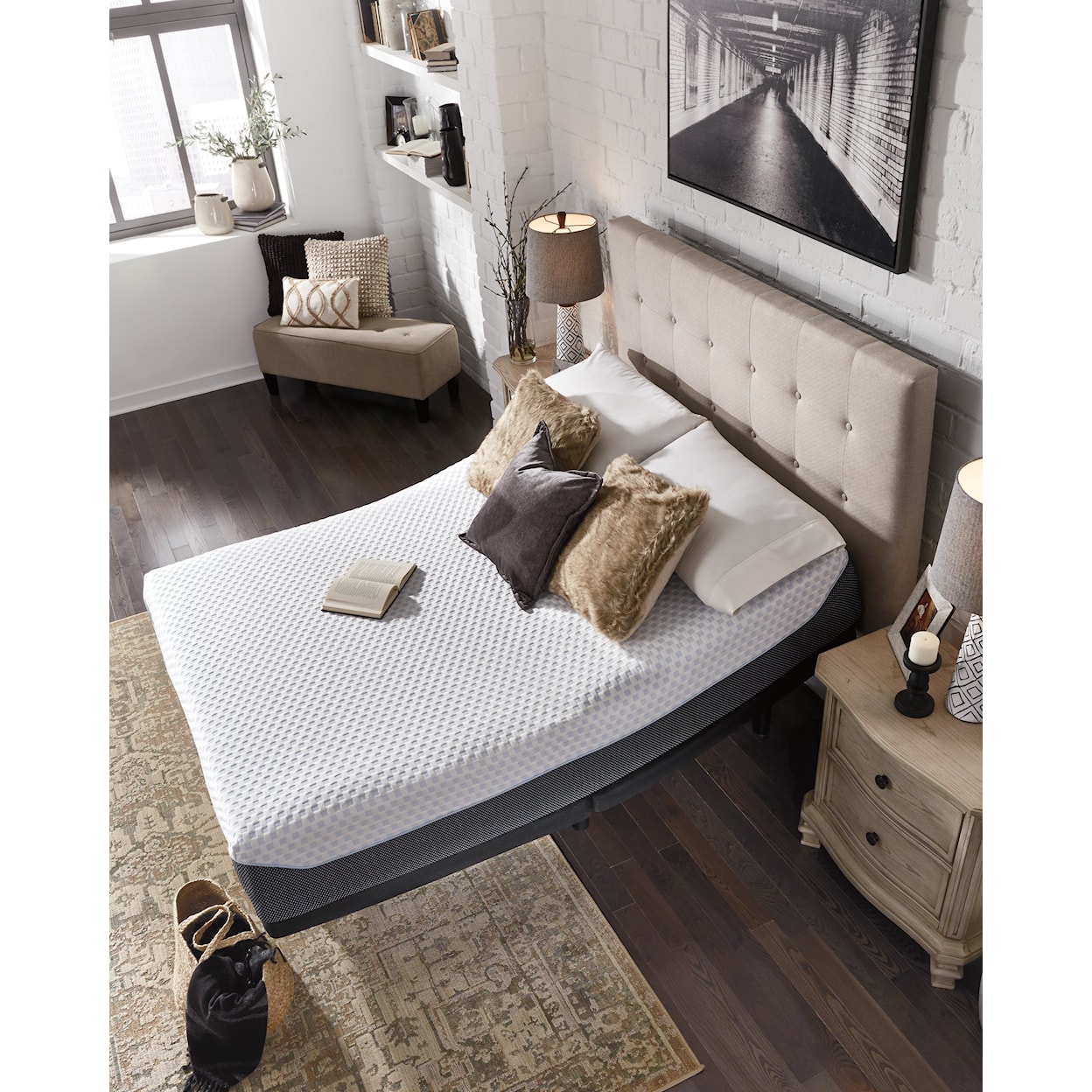 Sierra Sleep Jimbox Chime 12" Elite Queen Adjustable Base with Mattress