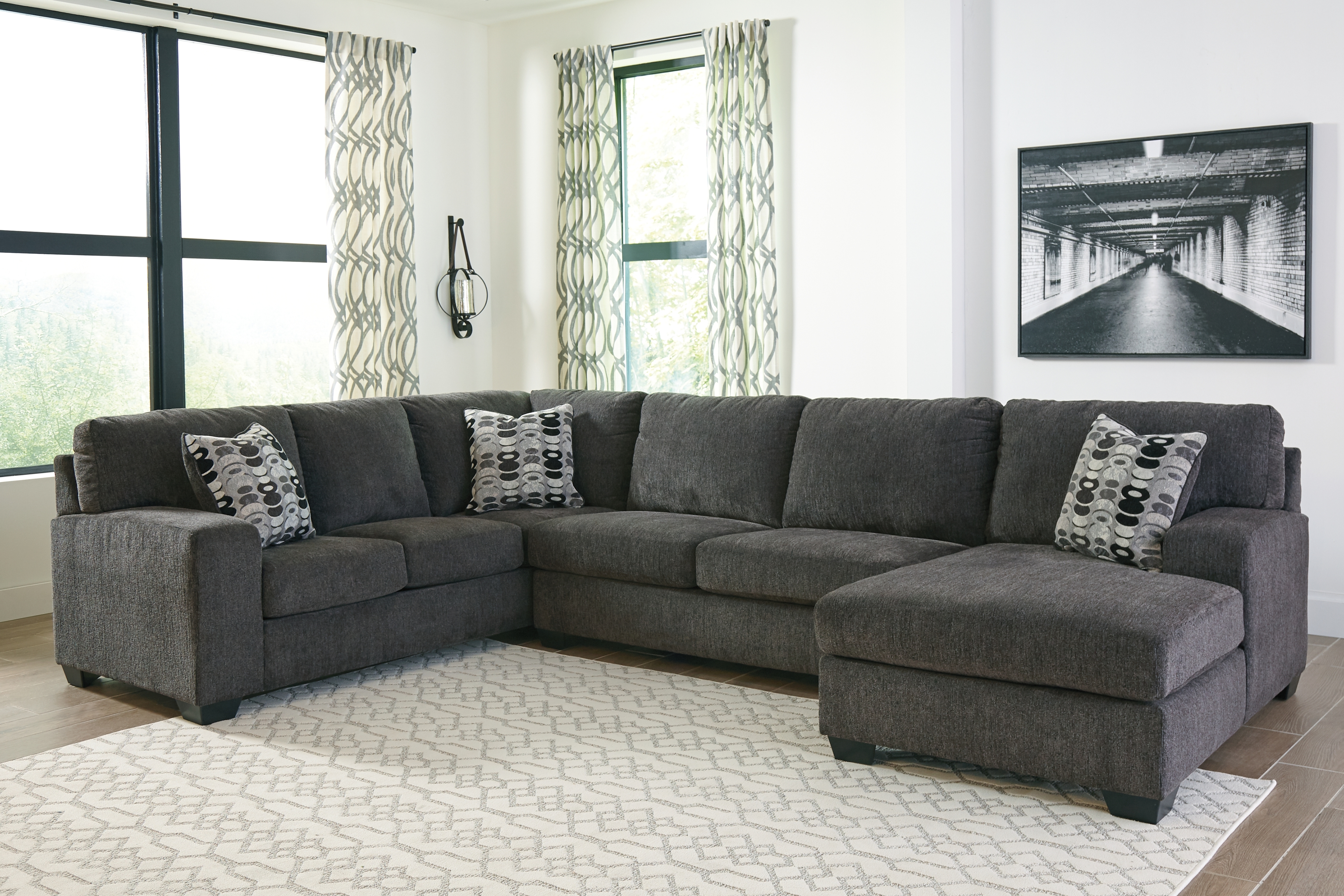 Sectional With Chaise
