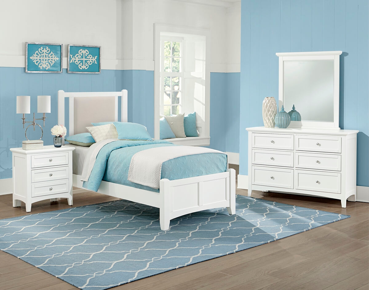 Vaughan-Bassett Bonanza Upholstered Twin Bed