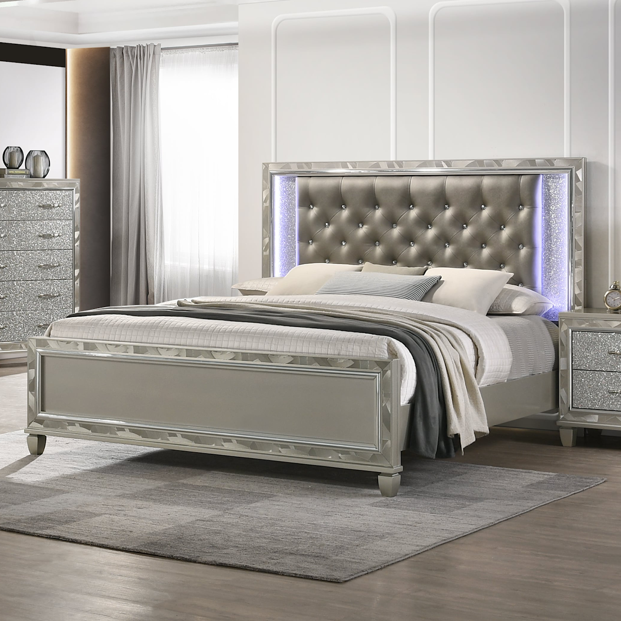 New Classic Radiance 4-Piece King Bedroom Set