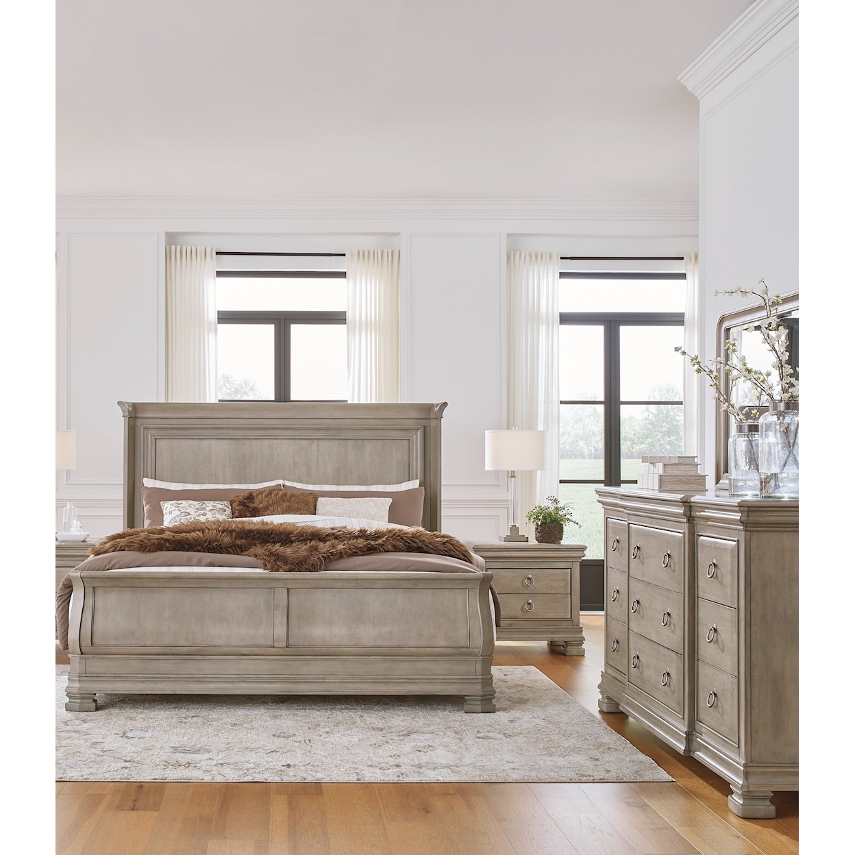 StyleLine Lexorne California King Bedroom Set