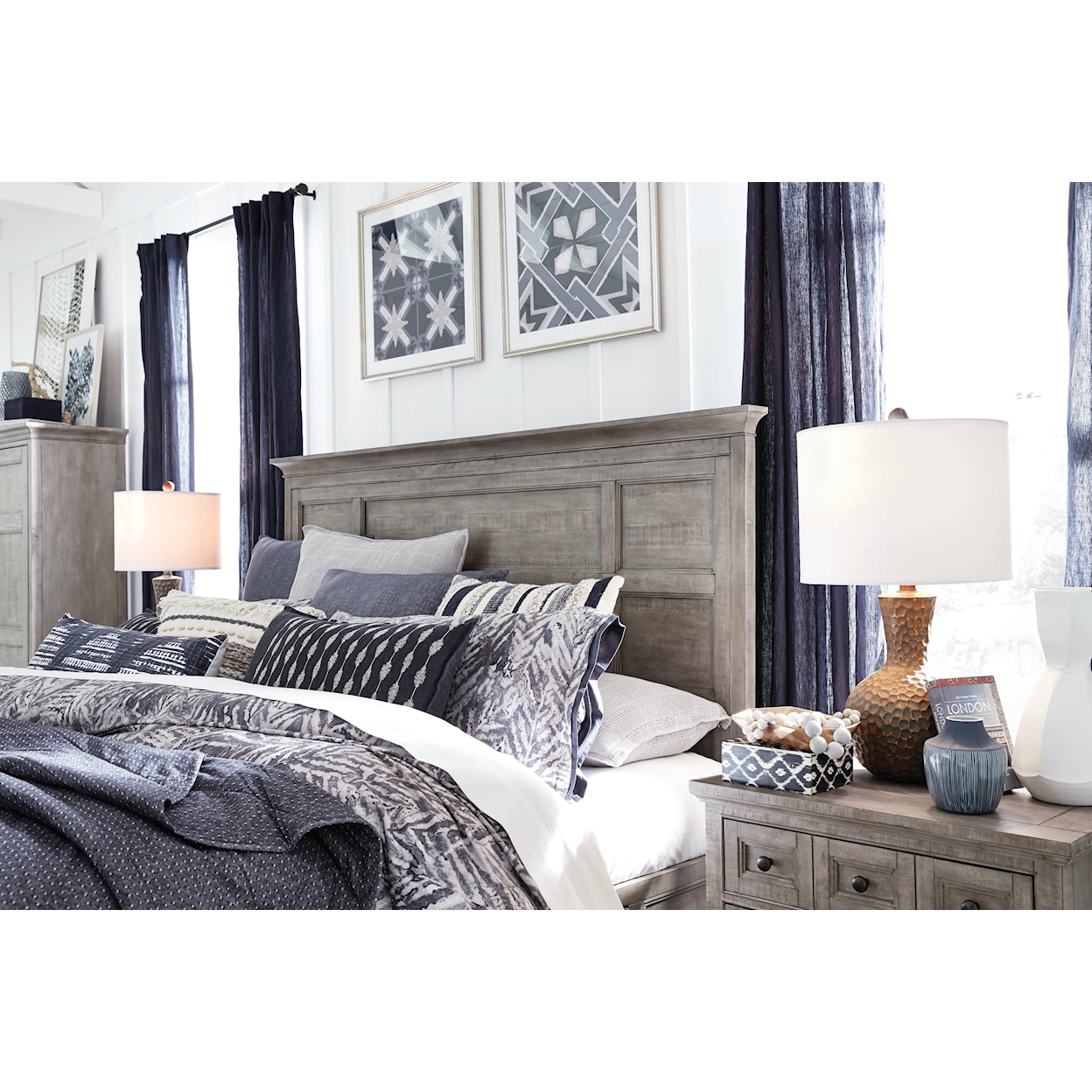 Magnussen Home Paxton Place Bedroom Queen Panel Bed