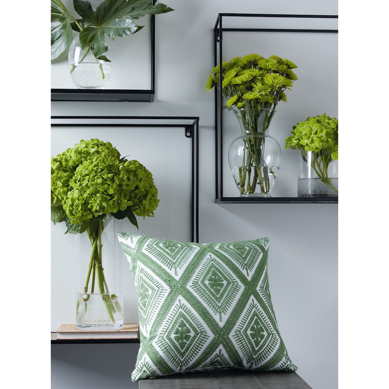 Ashley Furniture Signature Design Bellvale Pillow (Set of 4)
