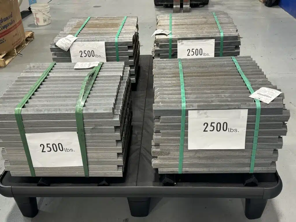 Knickerbocker Embrace 360 Queen Embrace Platform Bed