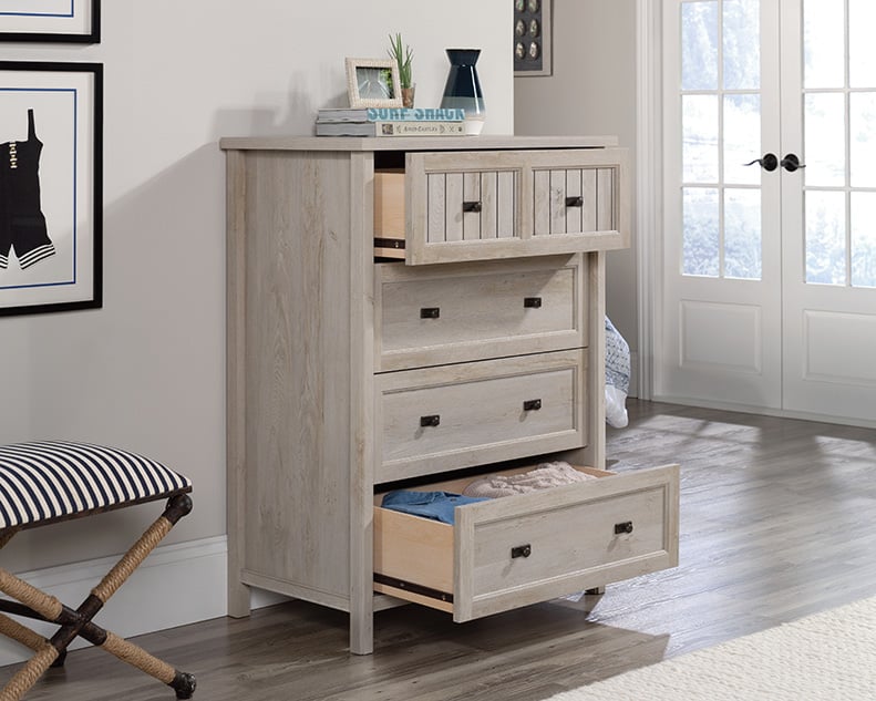 4-Drawer Chest