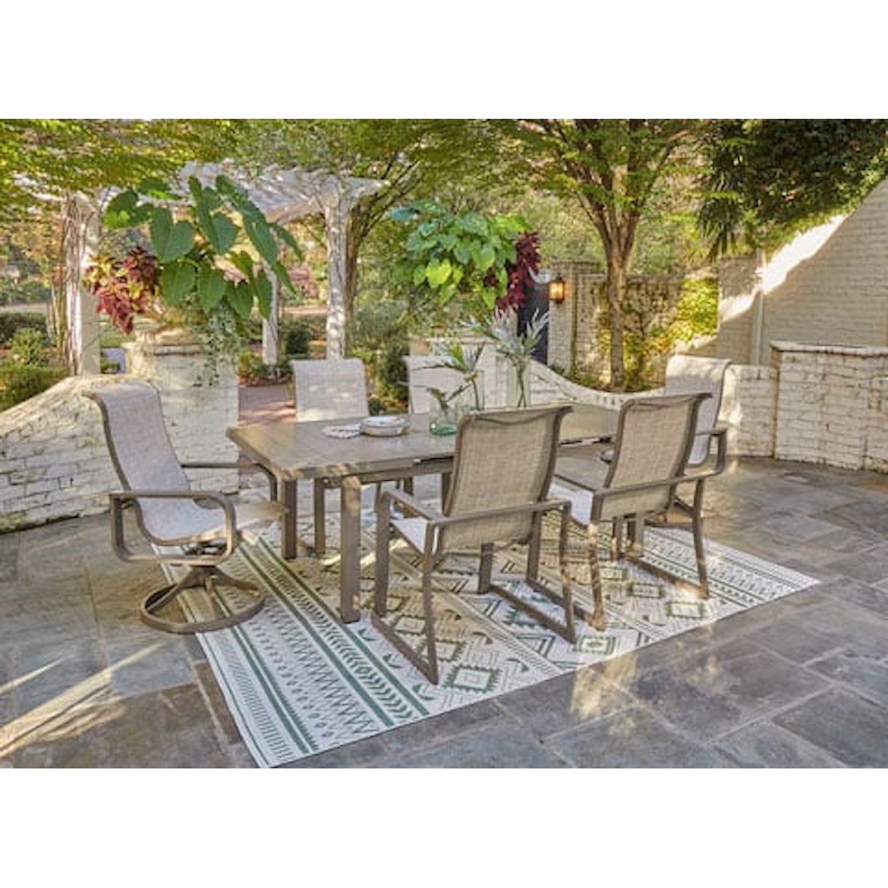 Signature Design by Ashley Beachcroft Outdoor Dining Sets