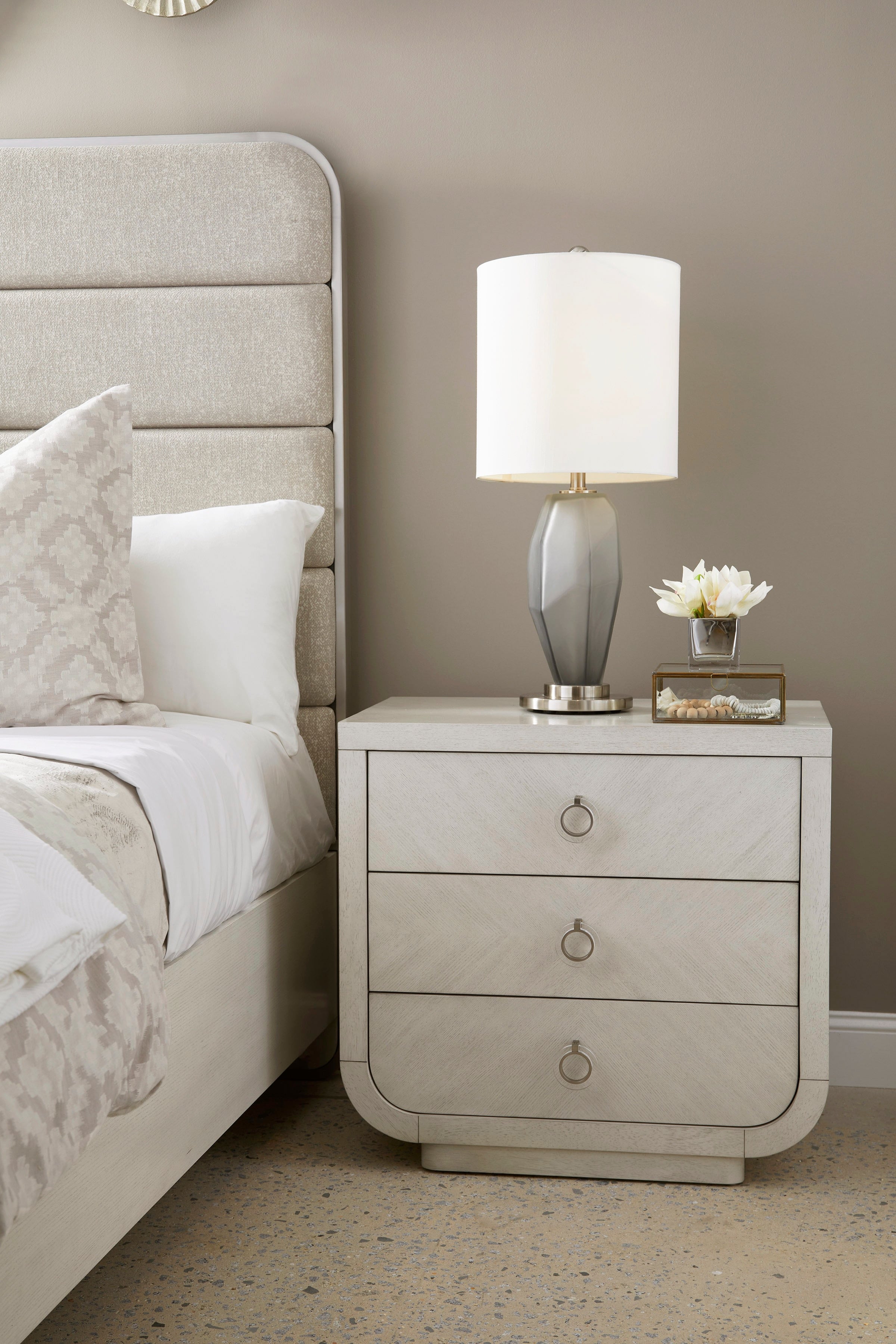 Pulaski Furniture Brighton 3-Drawer Nightstand