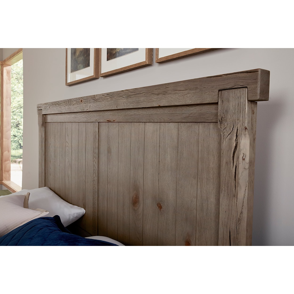 Vaughan-Bassett Yellowstone Queen Dovetail Storage Bed