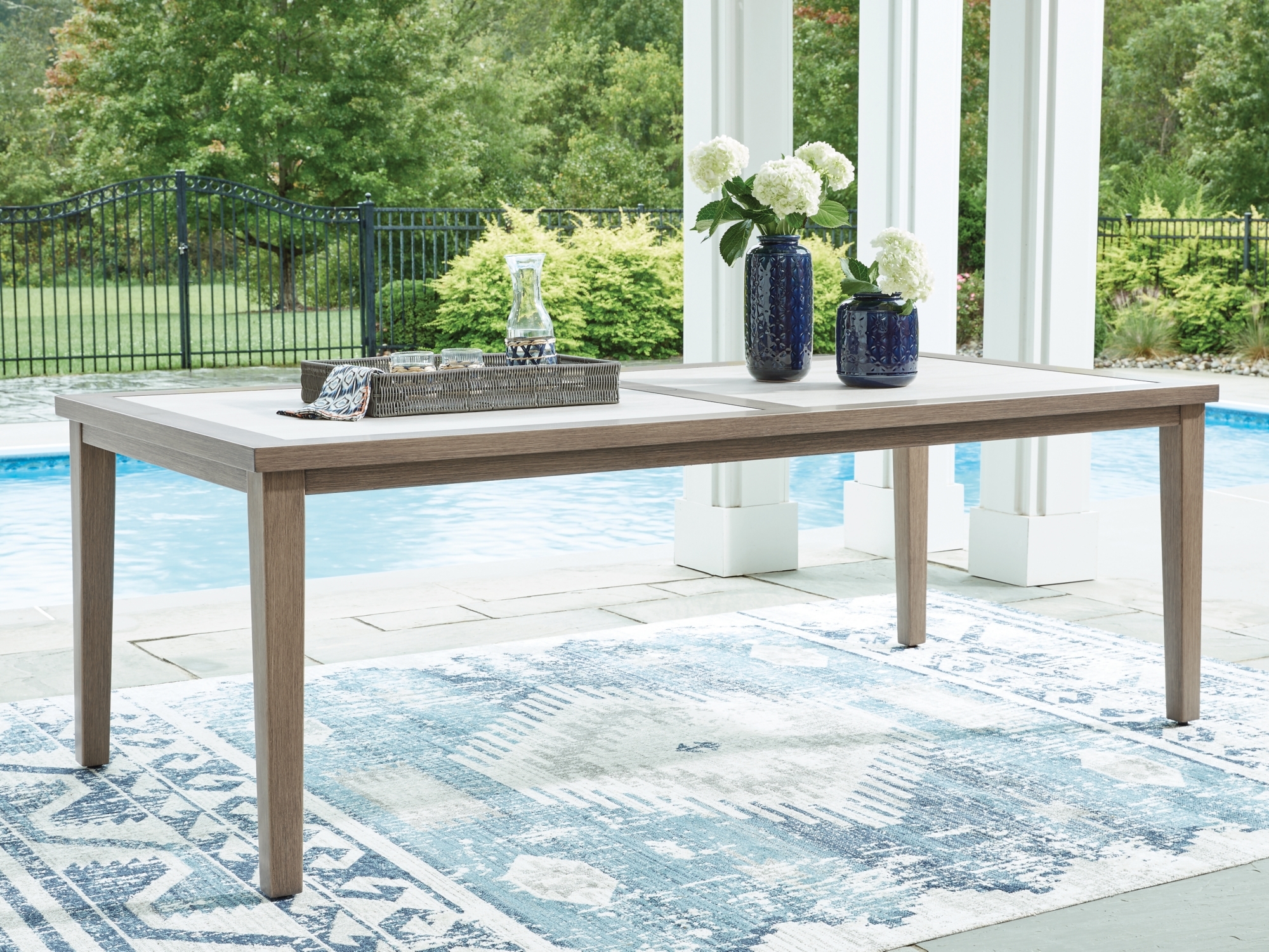 Ashley (Signature Design) Rainier Ranch Rect Dining Table W/Umb Opt