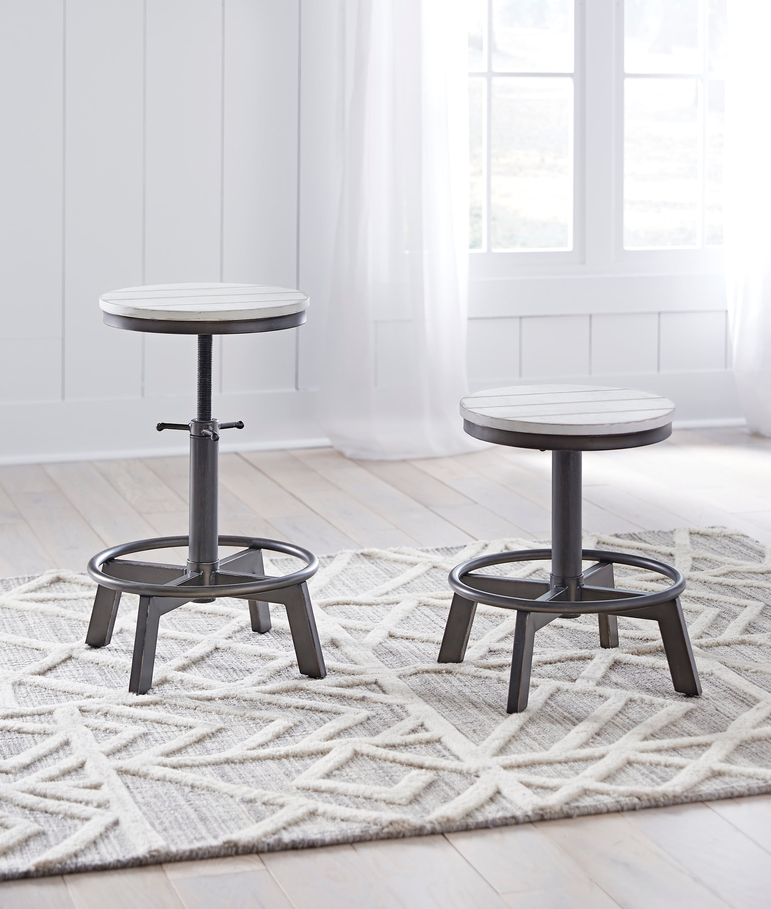 Signature Design by Ashley Torjin Counter Height Stool