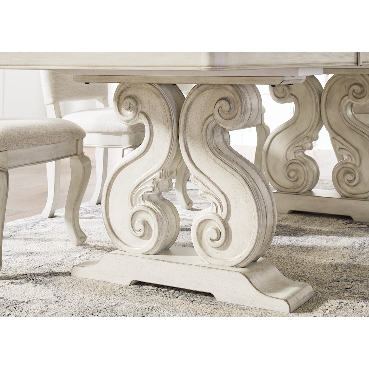 Signature Design by Ashley Arlendyne Dining Table