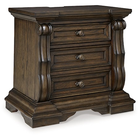 Traditional 3-Drawer Nightstand with USB Ports