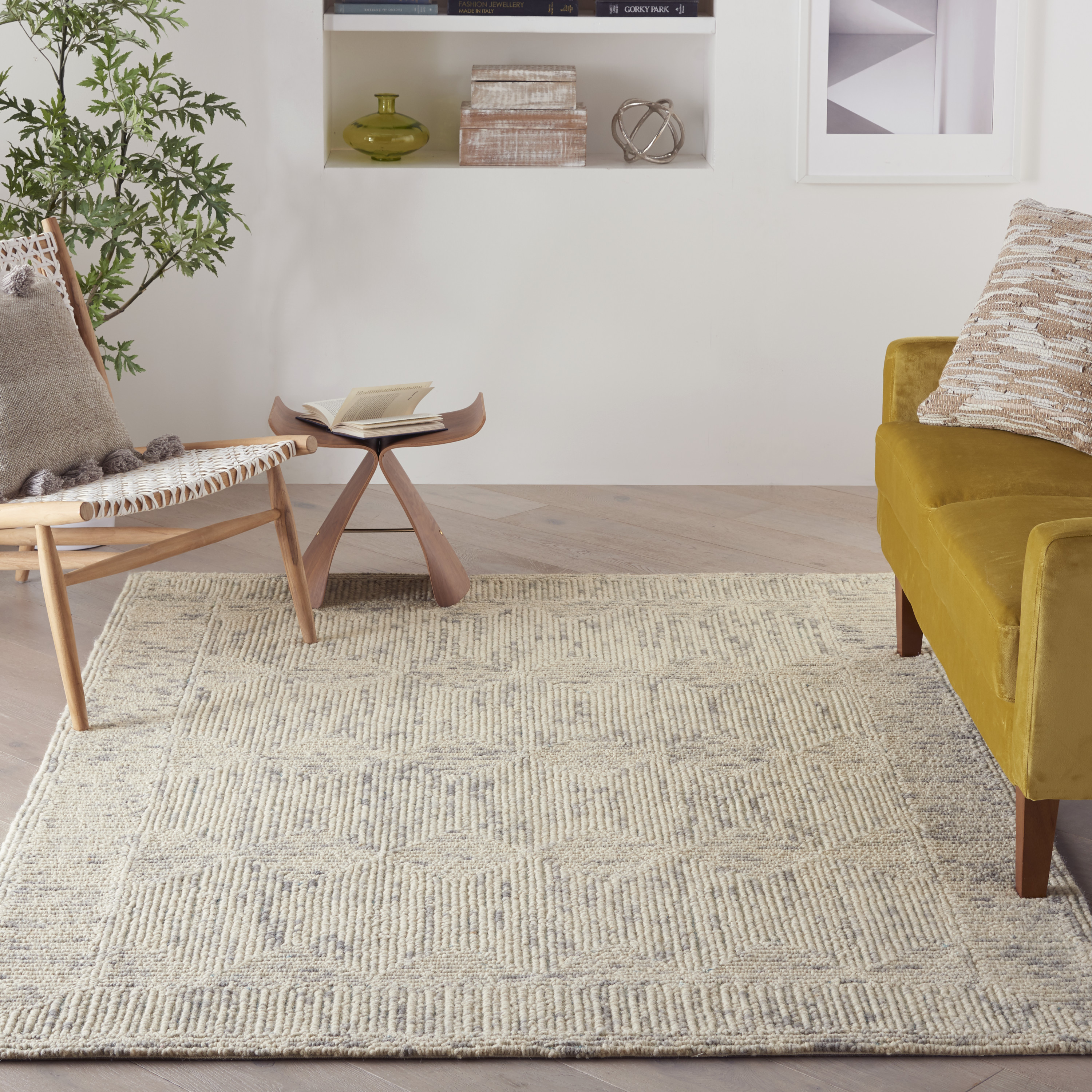 5'3" x 7'3"  Rug