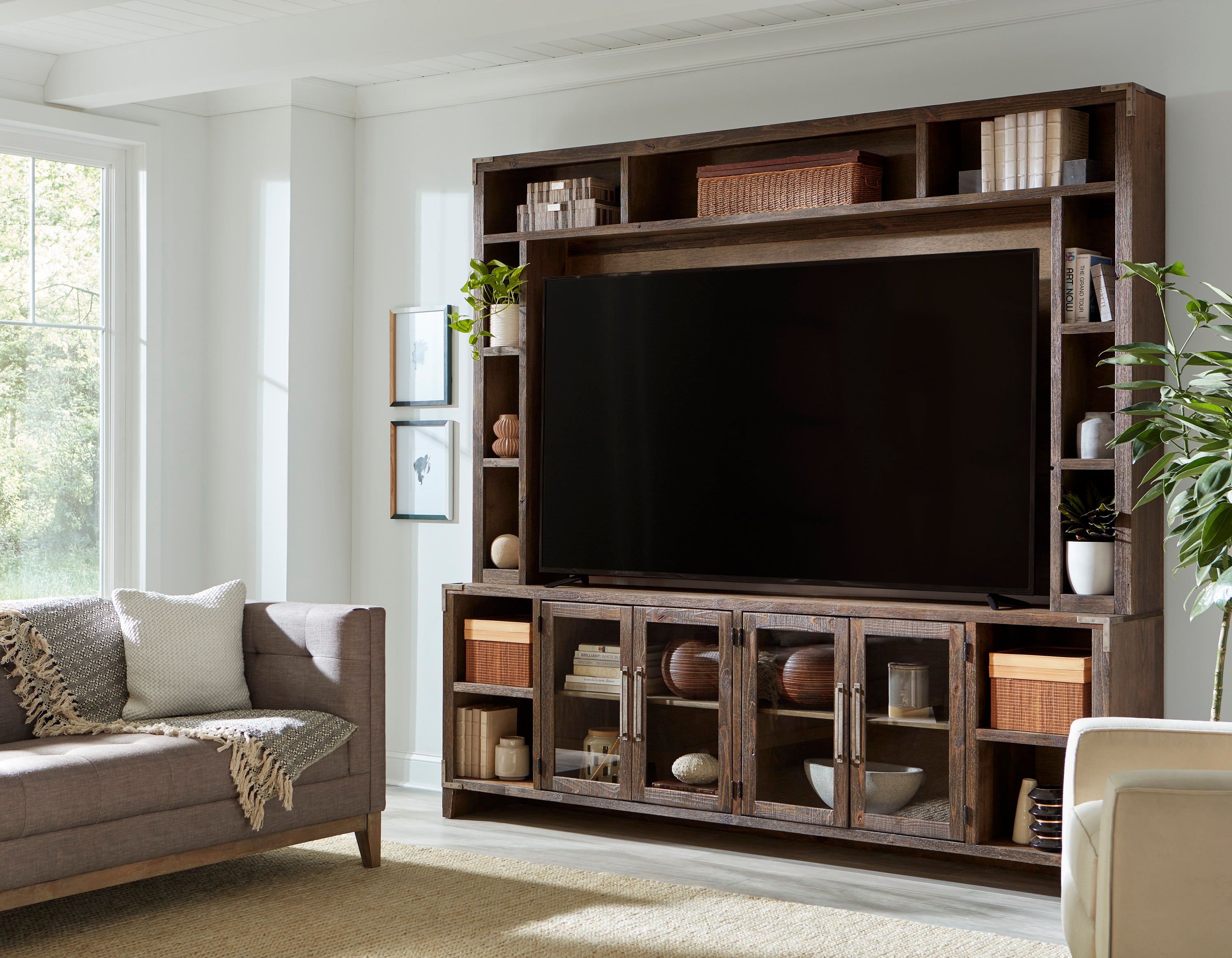 Entertainment Console and Hutch