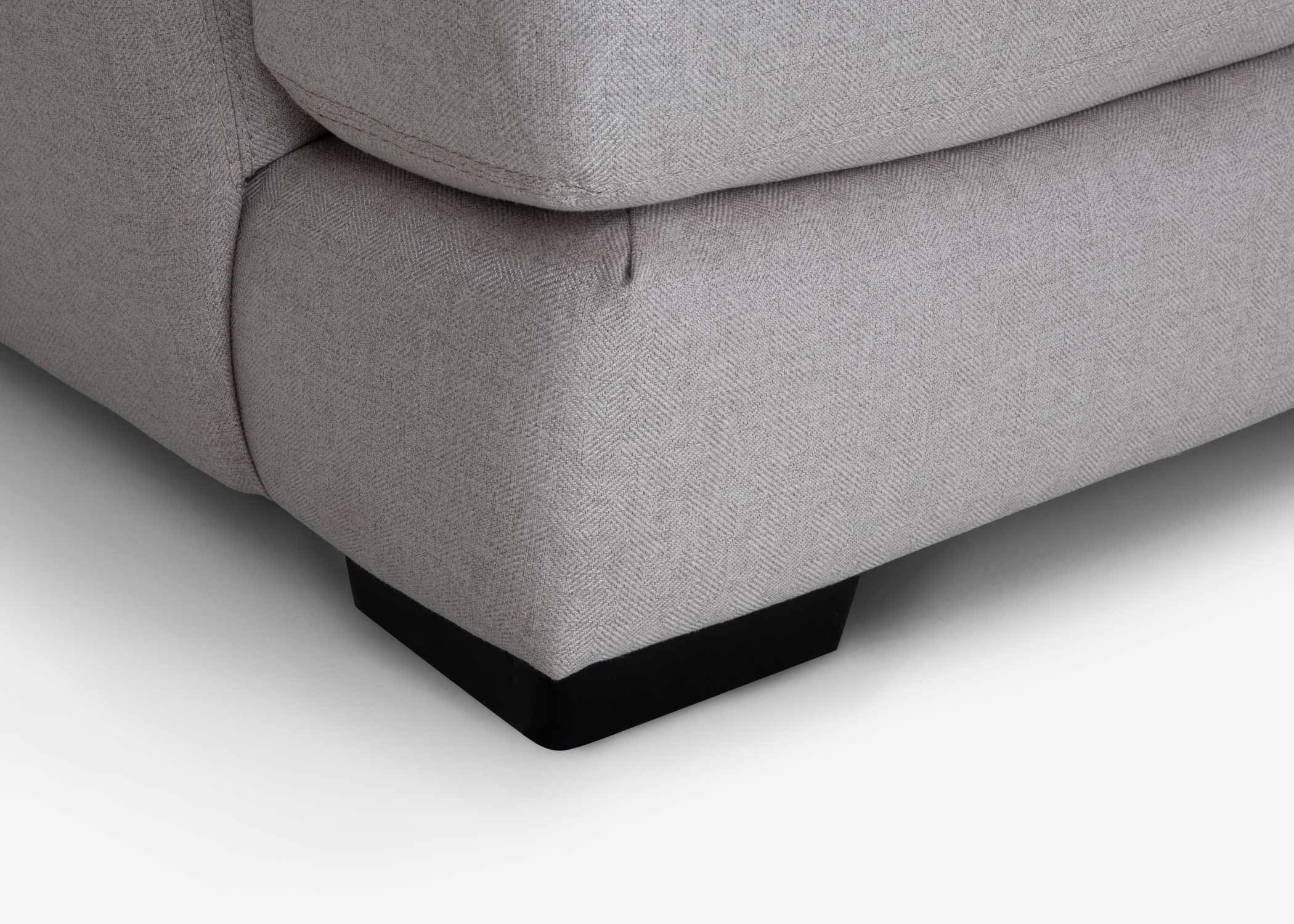 Franklin 808 Oslo Loveseat