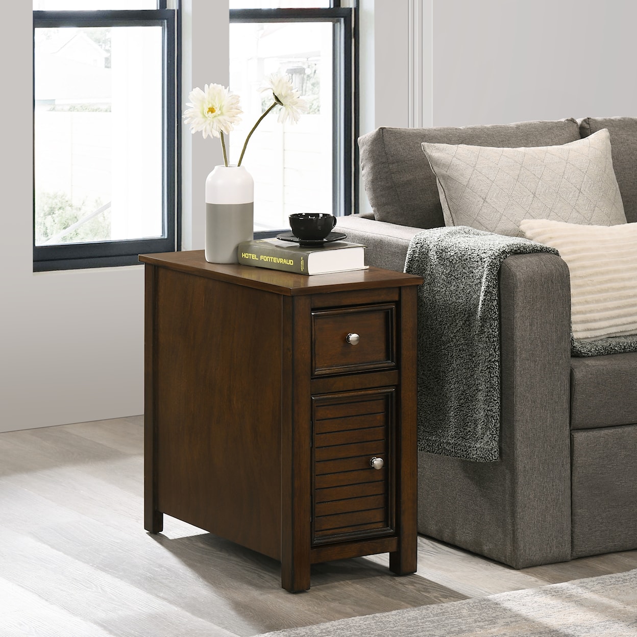 New Classic Furniture Samson End Table