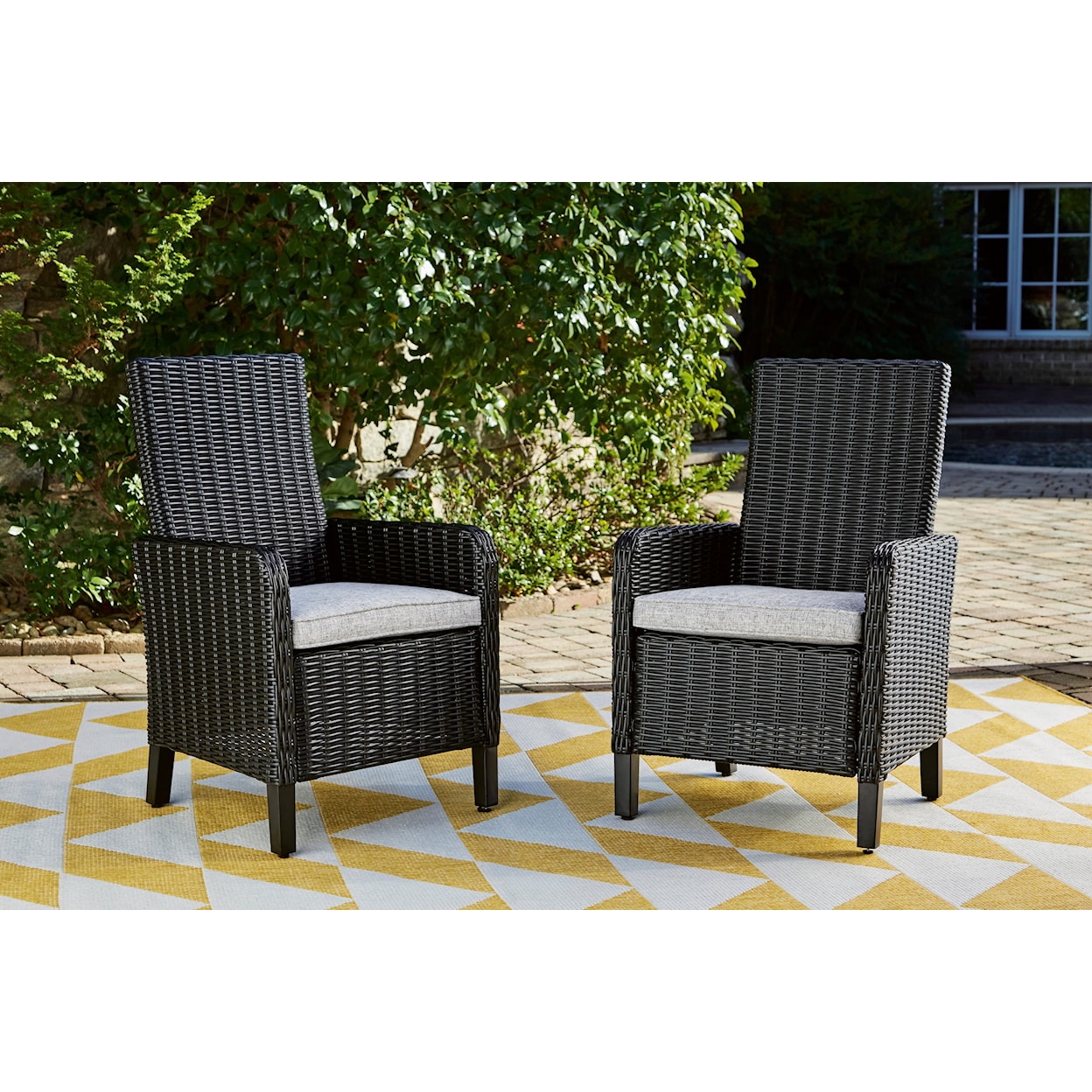 Ashley Furniture Signature Design Beachcroft Set of 2 Arm Chairs with Cushion