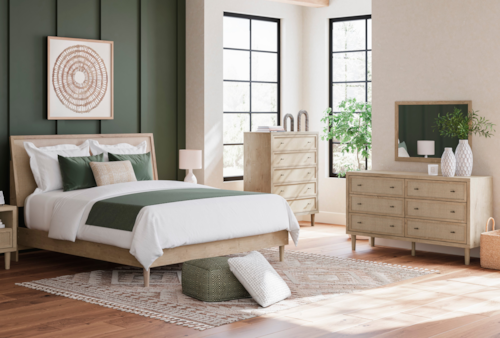 Contemporary King Panel Bed, Dresser And Mirror