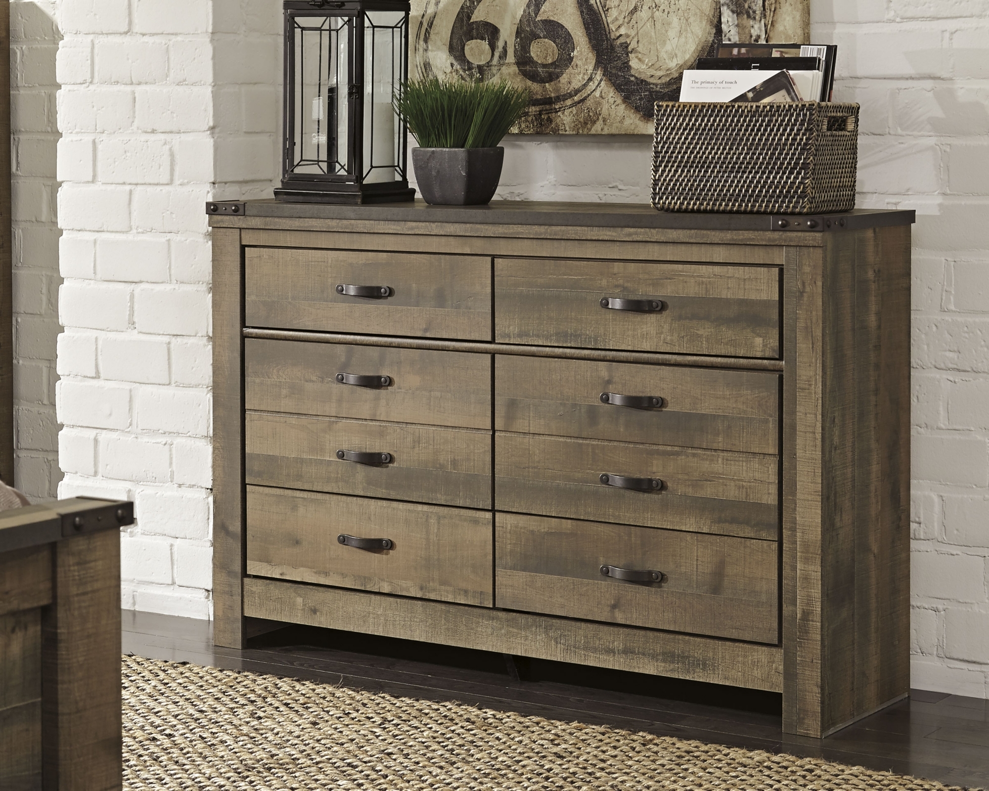 Signature Design by Ashley Trinell Six Drawer Dresser