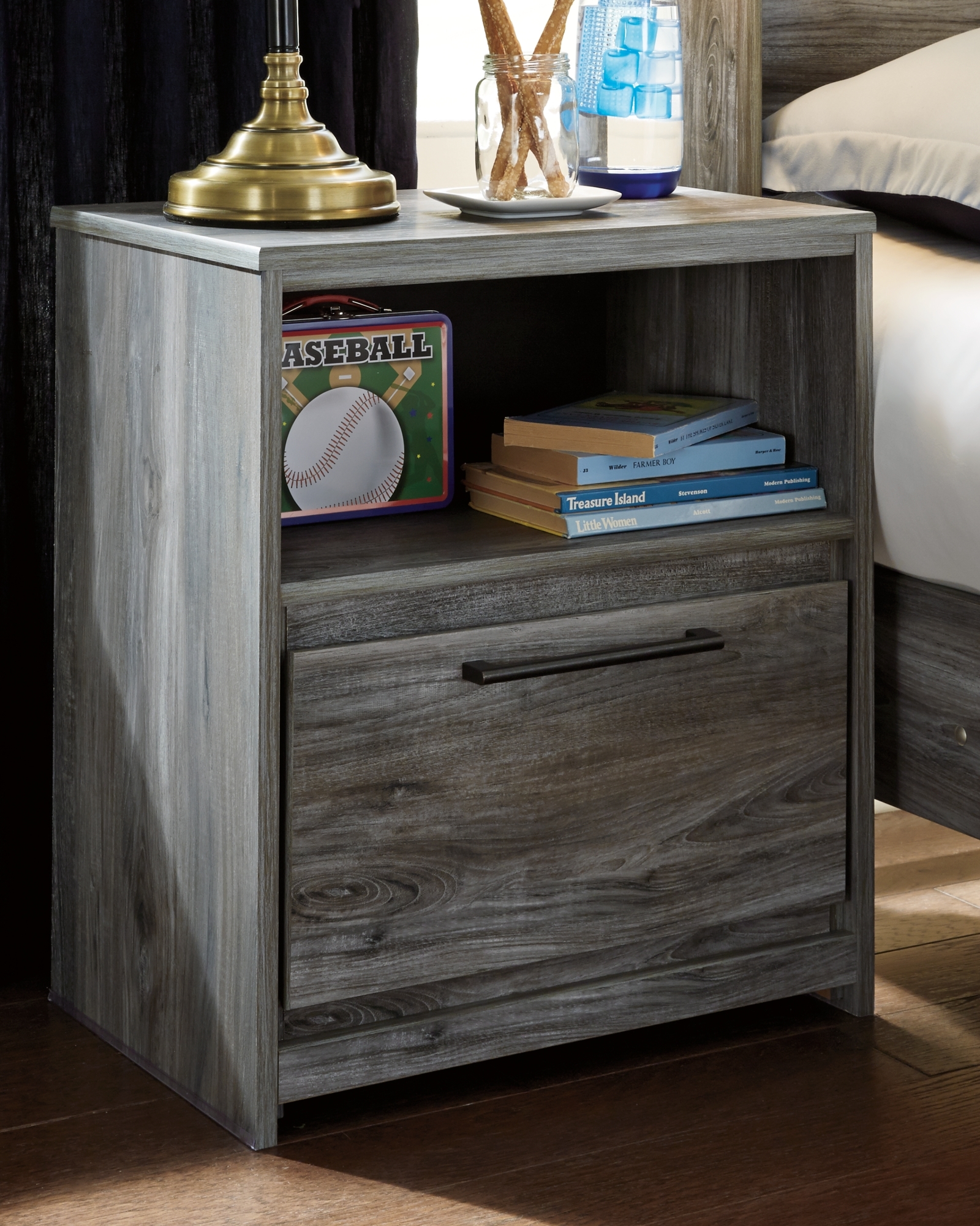 1-Drawer Nightstand