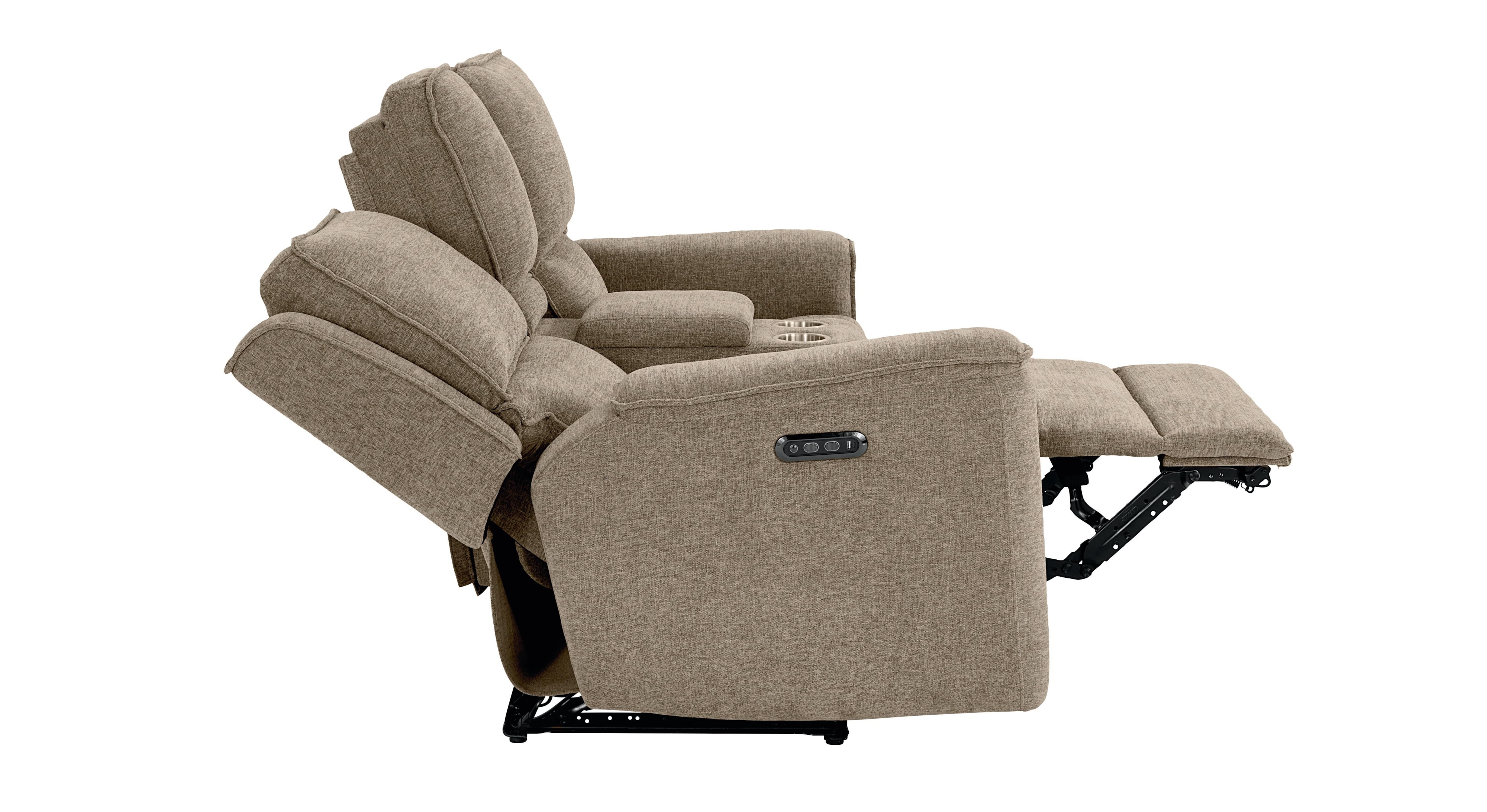 Bassett Club Level - Calvin Motion Loveseat w/Power & Console