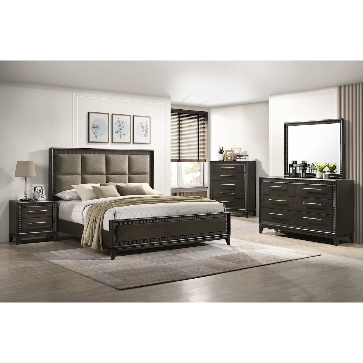 CM SARATOGA Queen Upholstered Bed