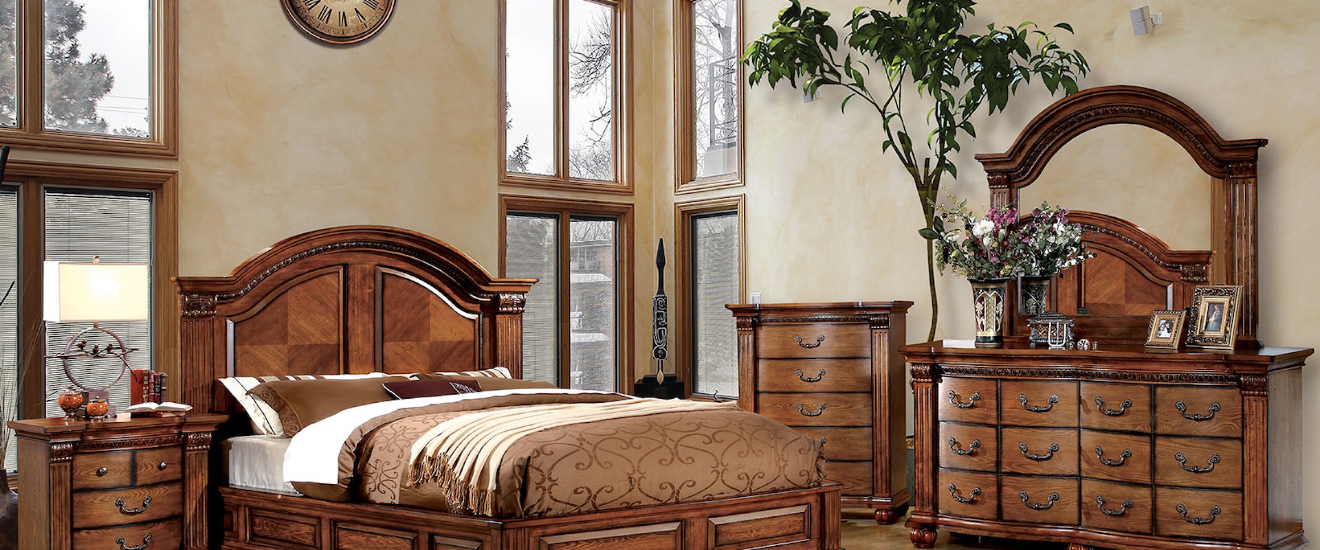 Traditional Queen Bedroom Set