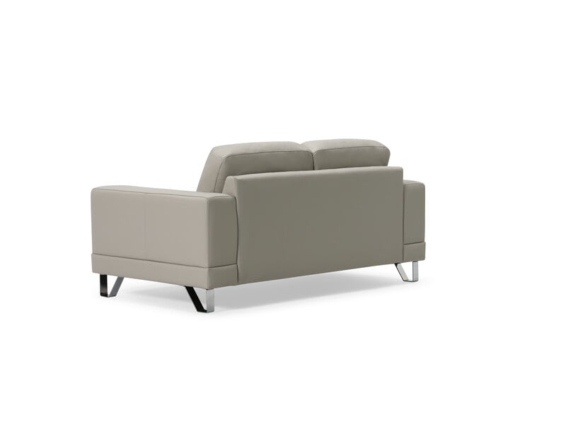 Seattle Upholstered Loveseat