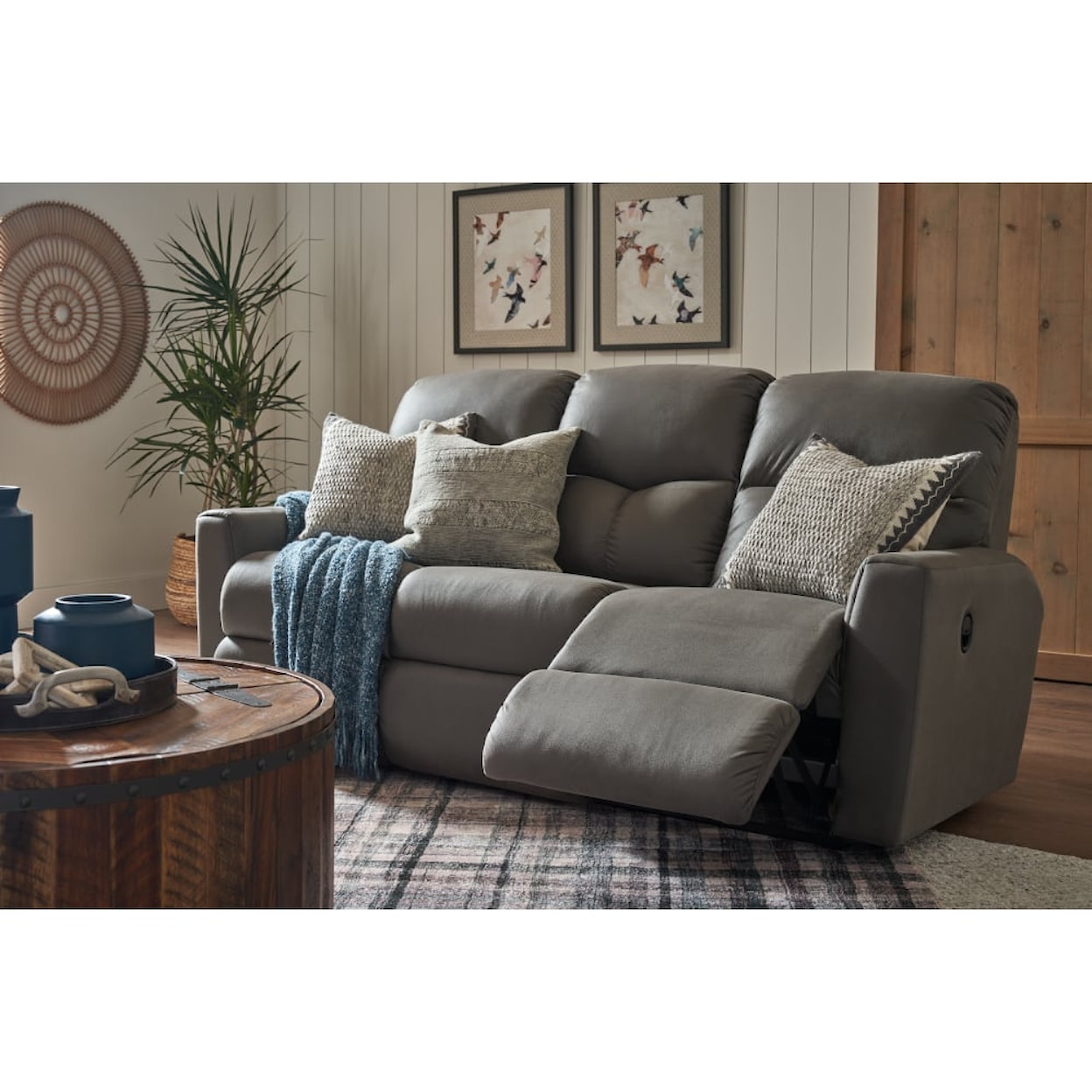La-Z-Boy Hawthorn Power Reclining Sofa w/ Headrest & Lumbar