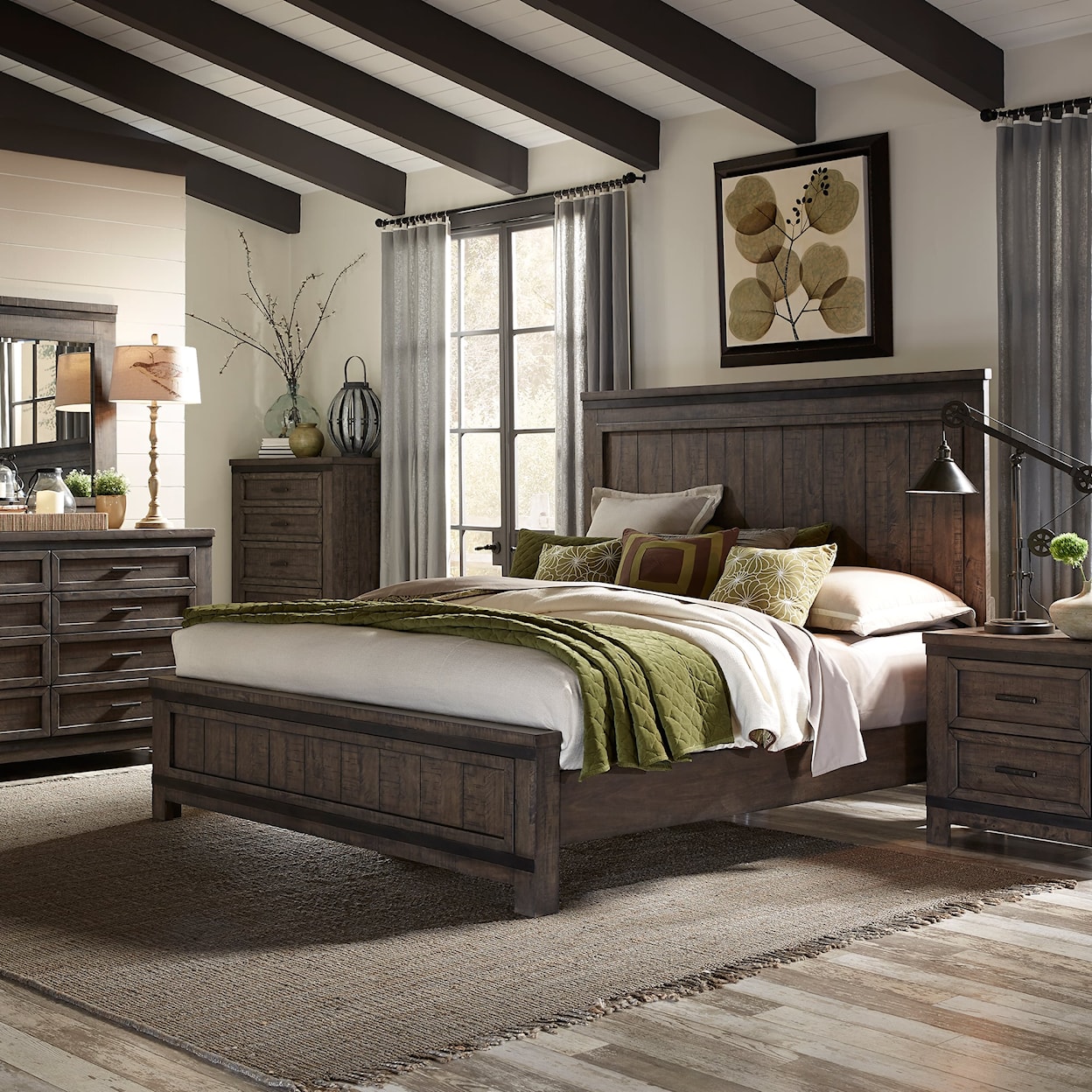 Liberty Furniture Thornwood Hills Transitional 4-Piece King Panel Bed Set