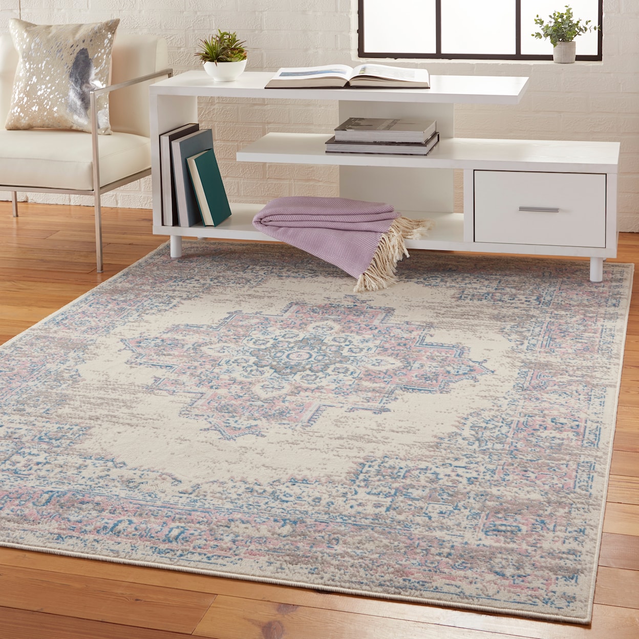 Nourison Grafix 5'3" x 7'3"  Rug