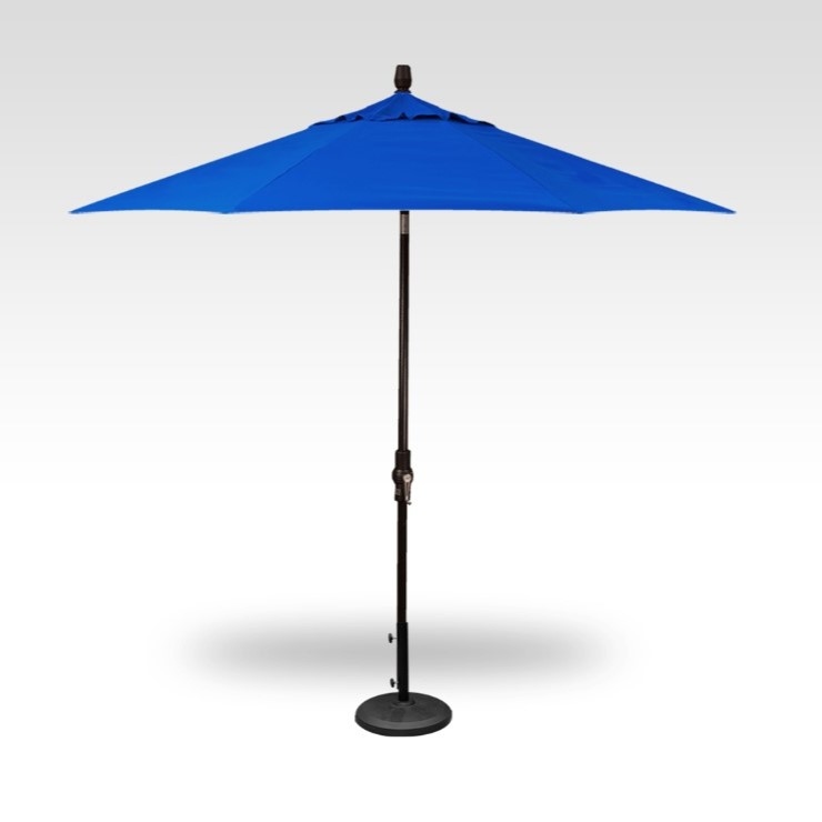 Starlux 9' Crank-Lift Market Umbrella