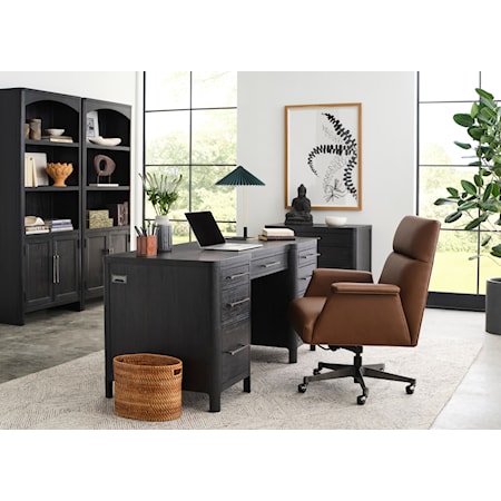 66&quot; Executive Desk