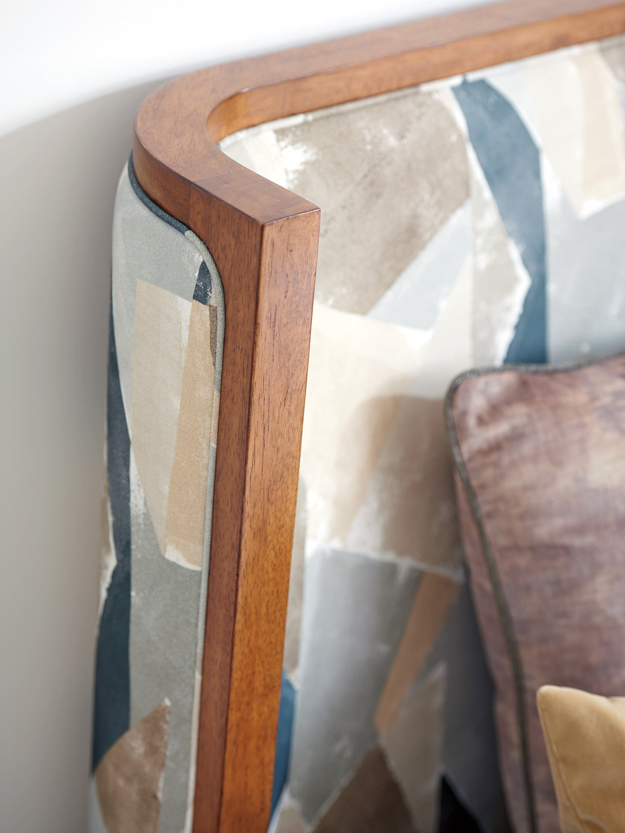 Tommy Bahama Home Palm Desert Villa Park Custom Upholstered Bed Cal King