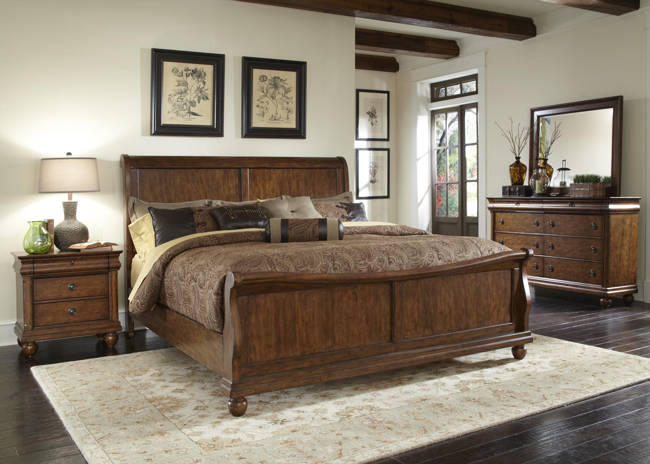 Liberty Furniture Rustic Traditions California King Sleigh Bed