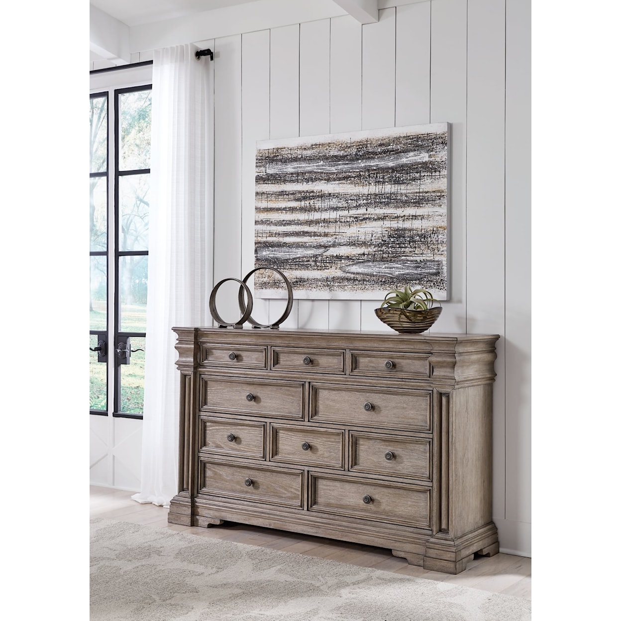 Ashley Furniture Signature Design Blairhurst Dresser