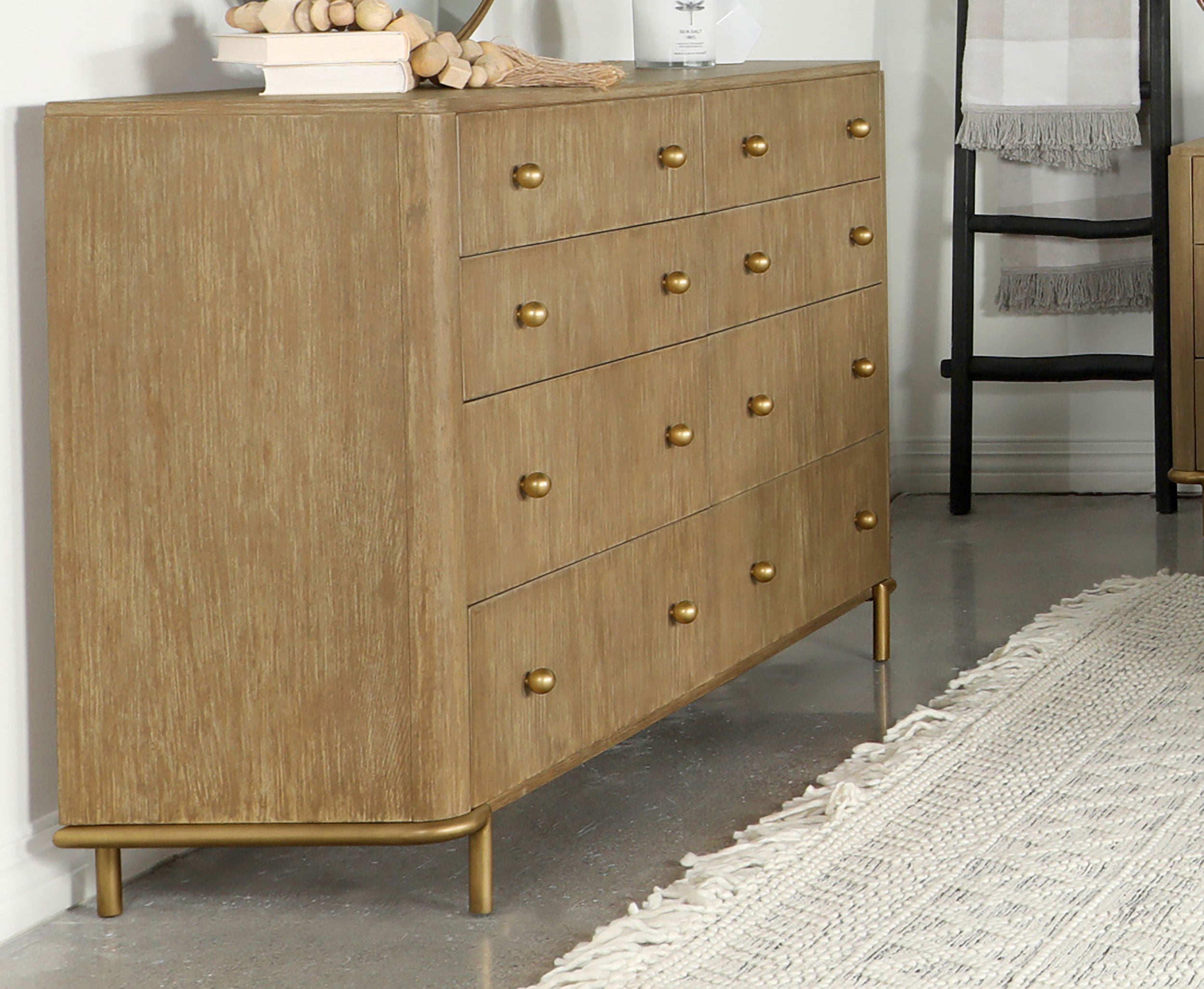 Coaster Arini 8-drawer Dresser