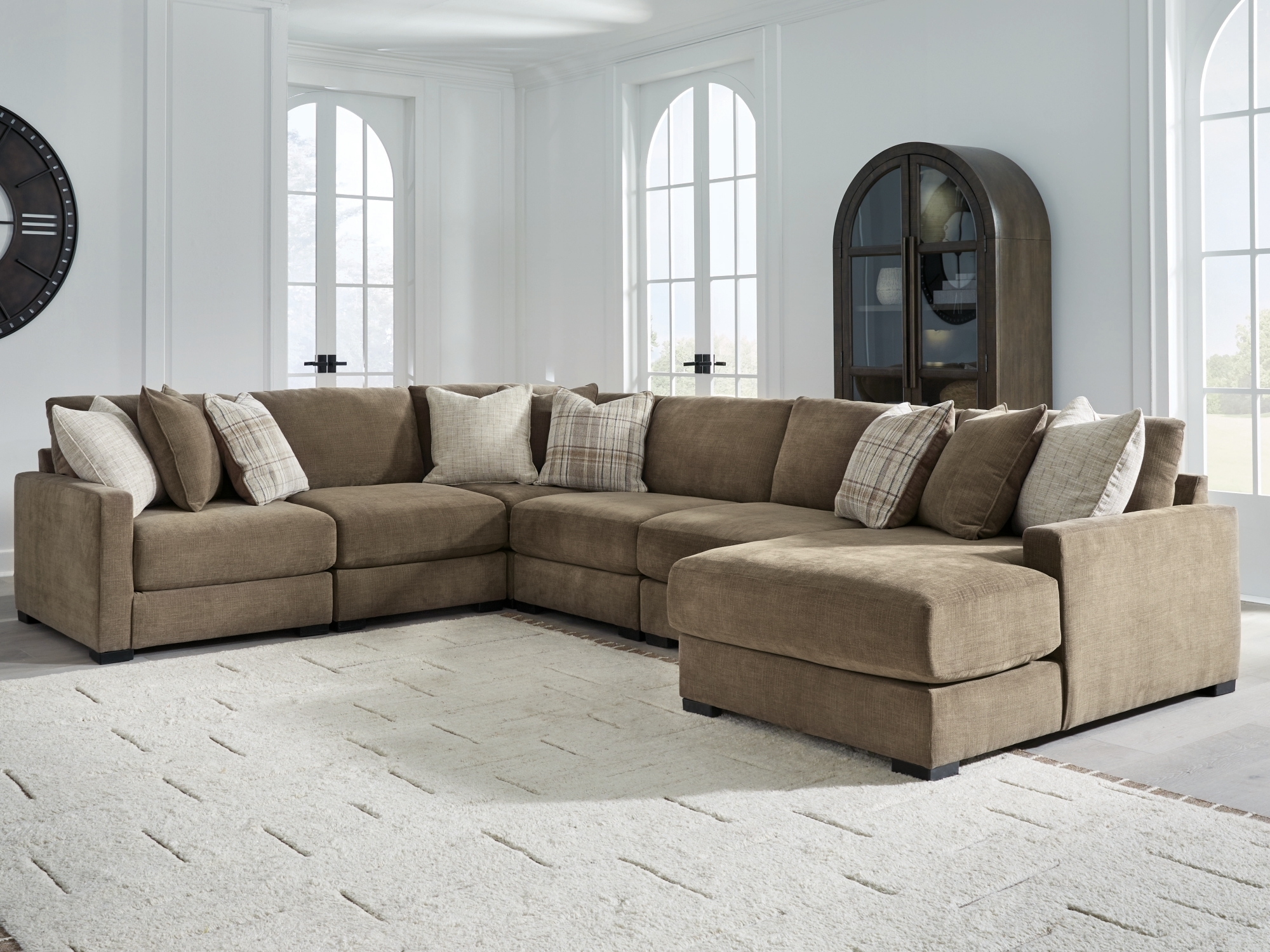 6-Piece Sectional With Chaise