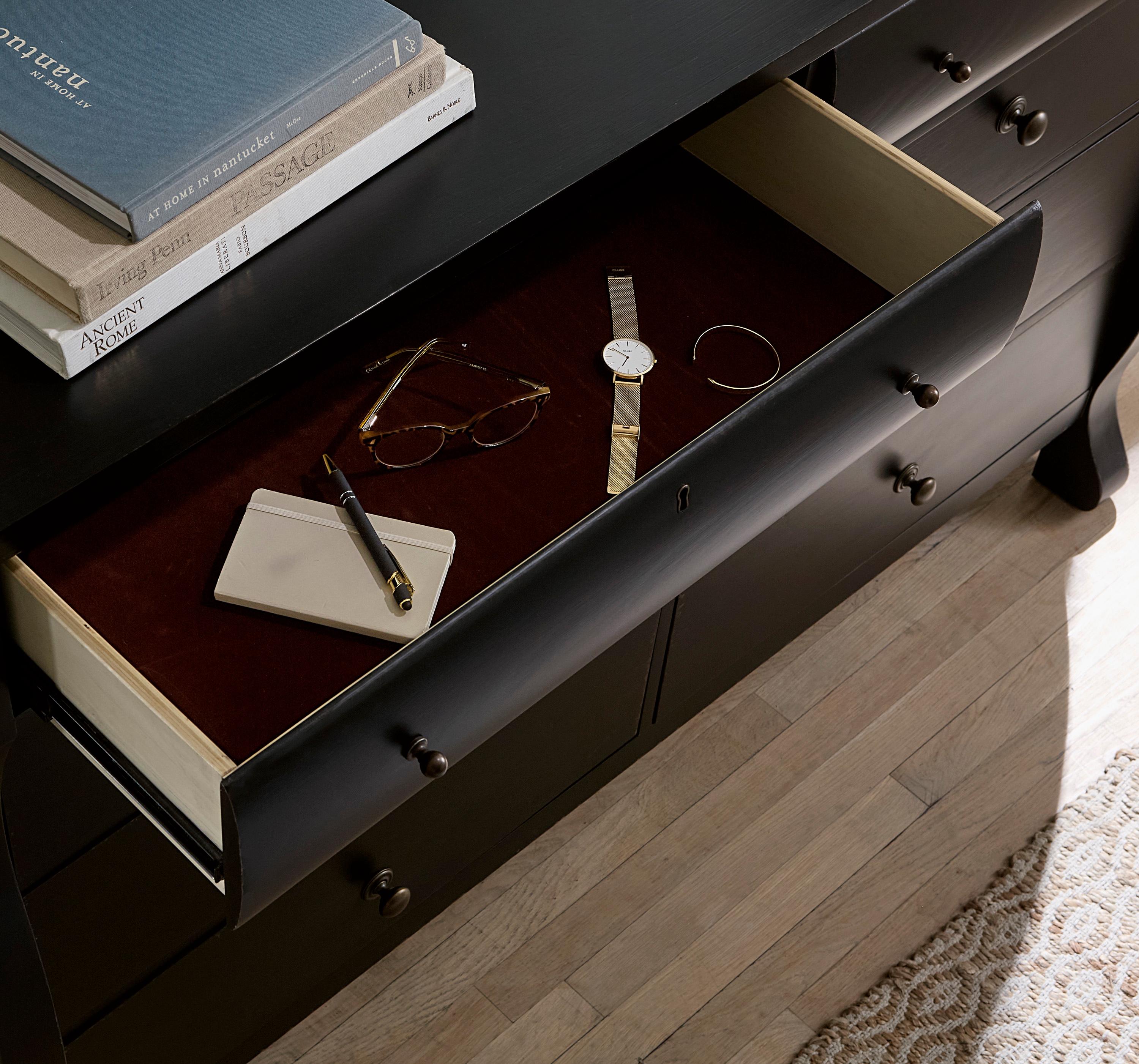 Aspenhome Caroline 8-Drawer Dresser