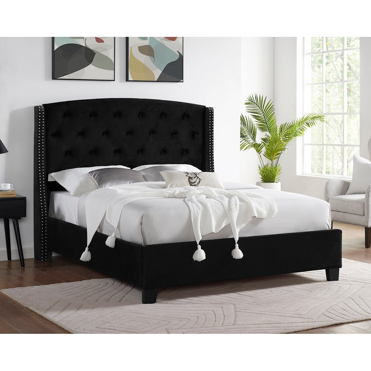 CM Eva Upholstered Queen Bed