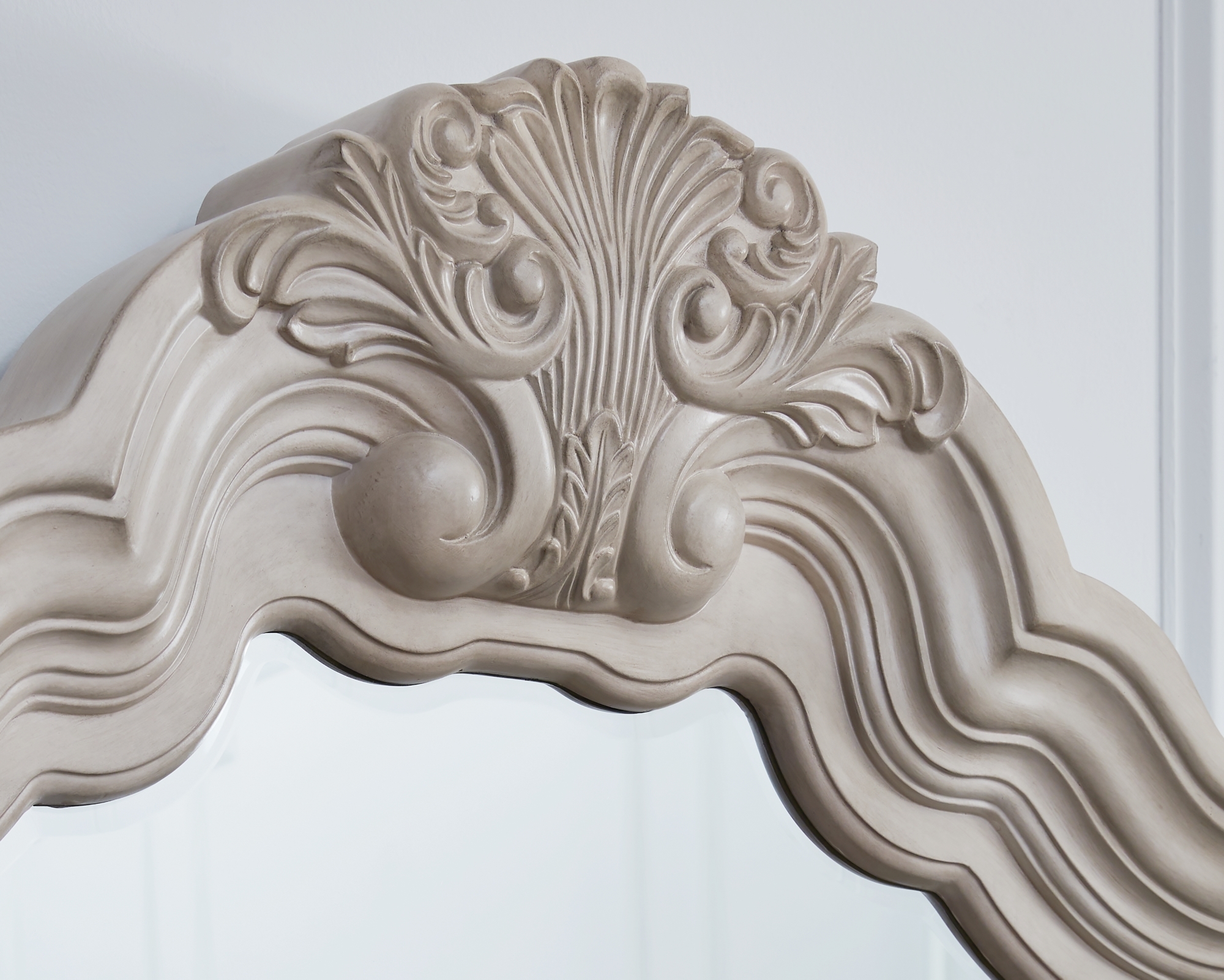 Signature Design by Ashley Bruchandi Bedroom Mirror