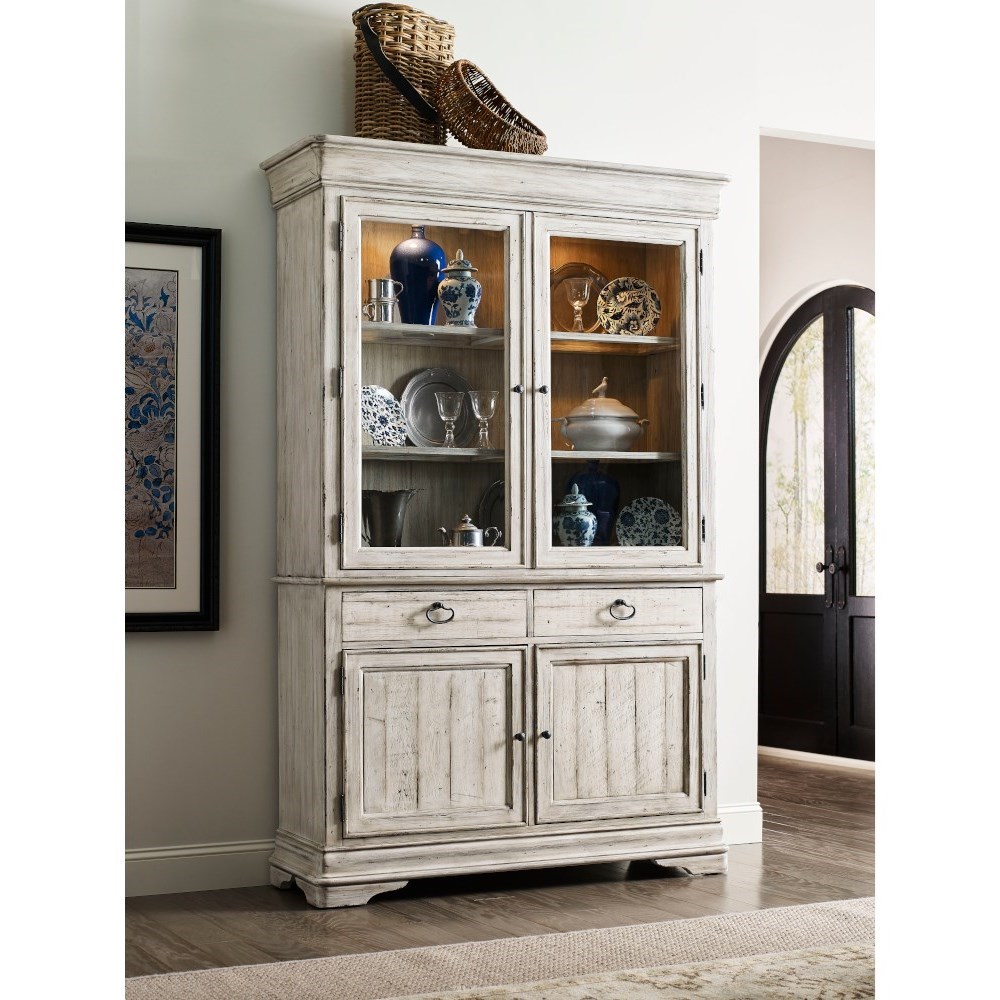 Kincaid Furniture Selwyn Ranier Display Cabinet
