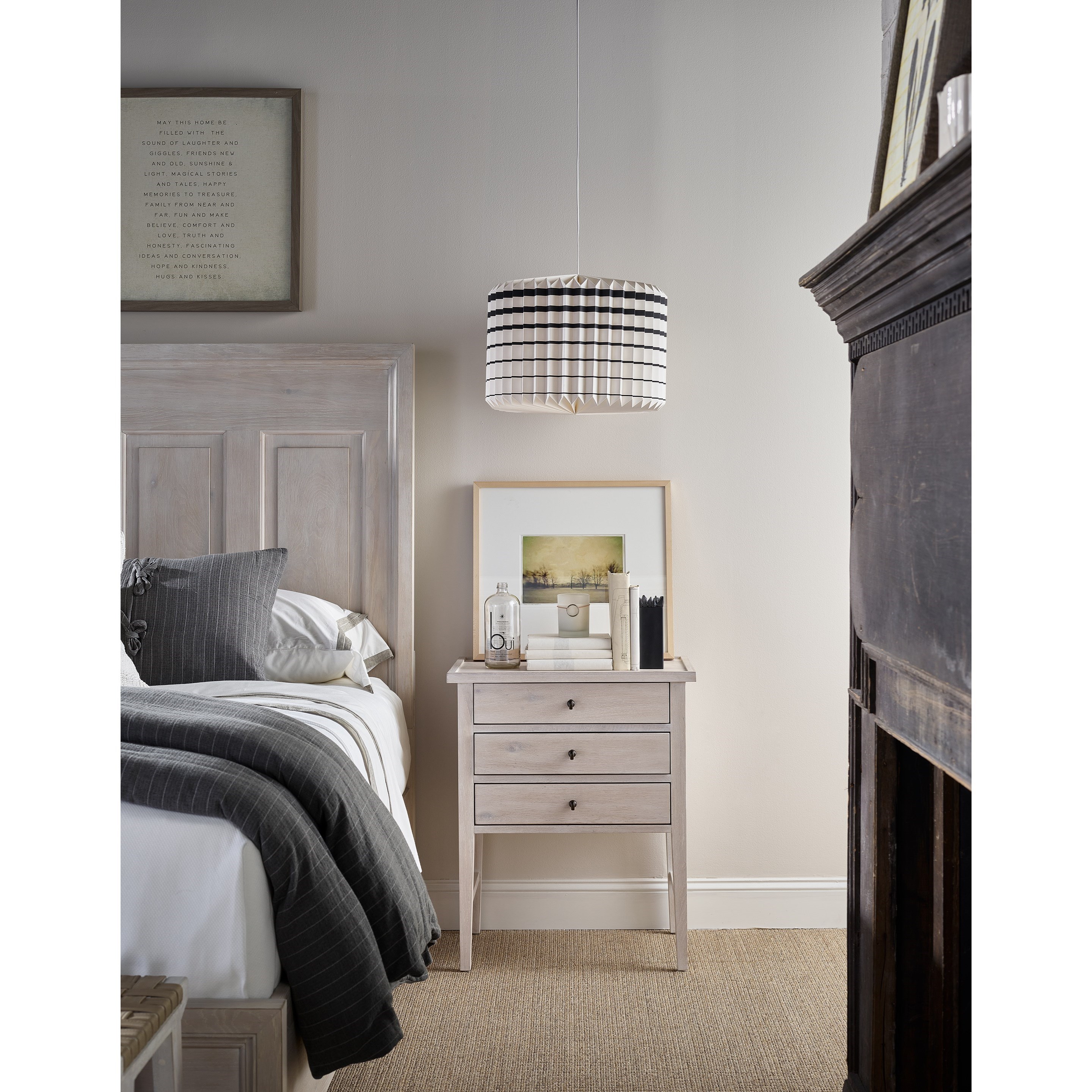 Universal Modern Farmhouse U011351 Farmhouse Small 3Drawer Nightstand