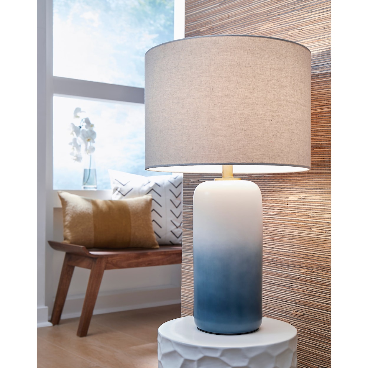 Ashley Furniture Signature Design Lamps - Contemporary Lemrich Table Lamp