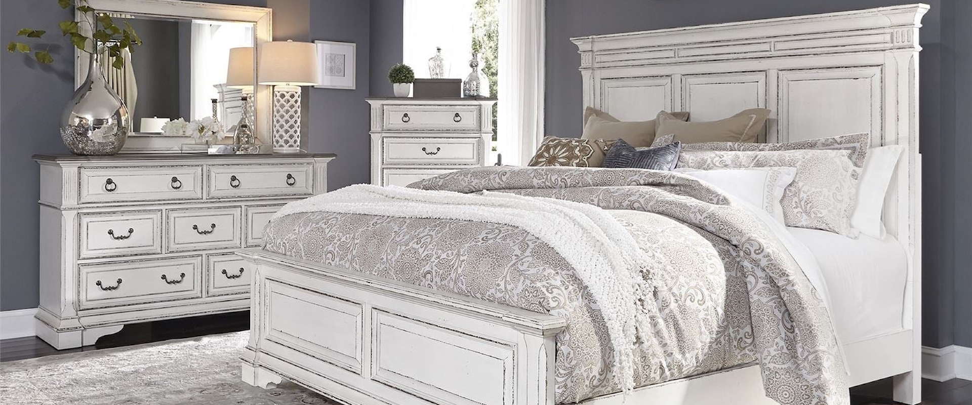 4-Piece Traditional Queen Panel Bedroom Set