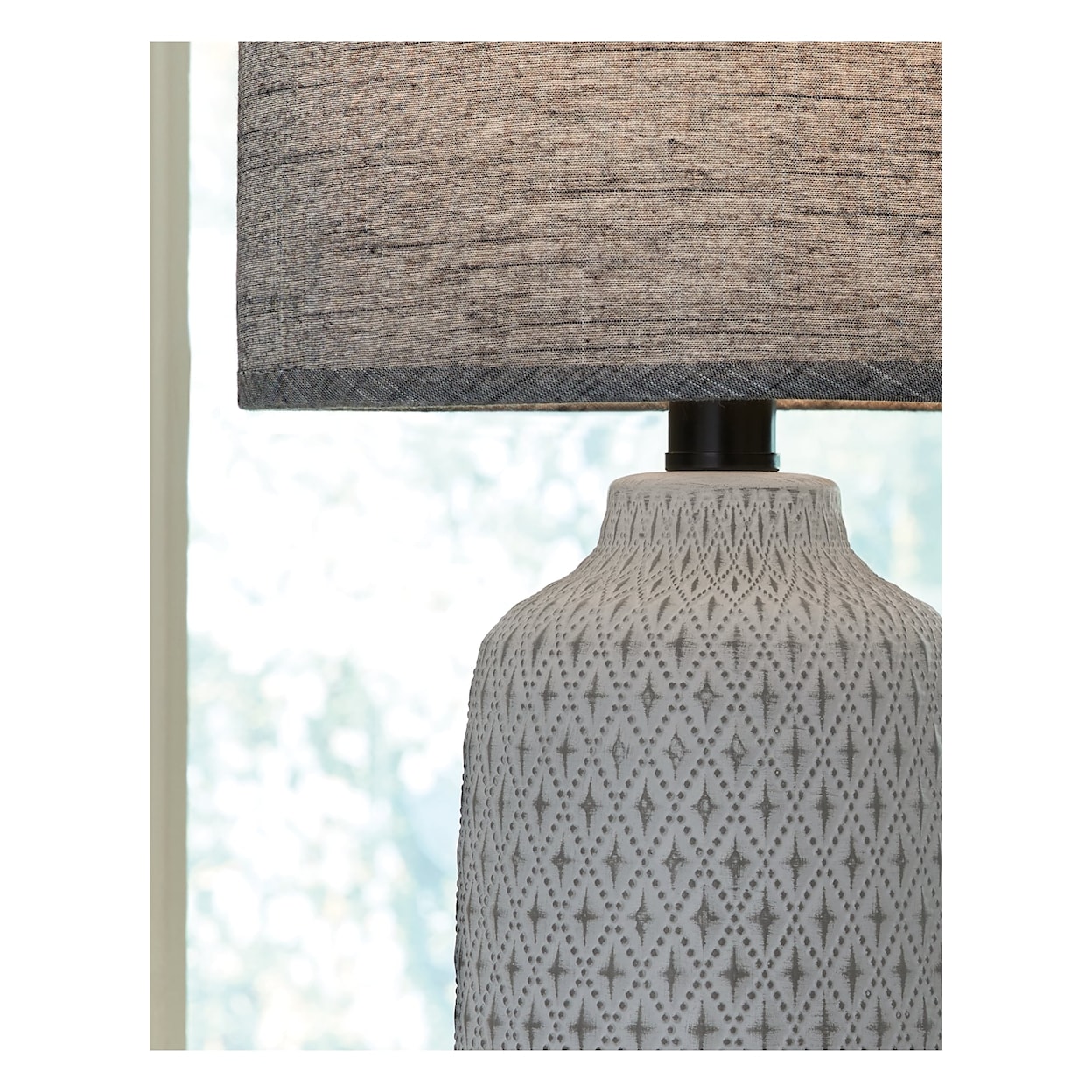 Signature Design by Ashley Donnford Ceramic Table Lamp