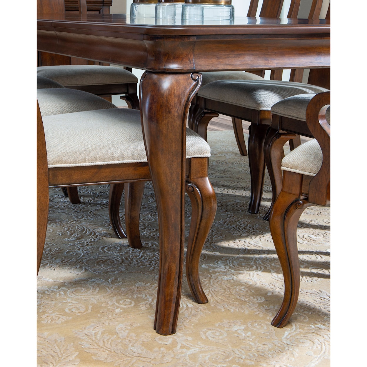 Legacy Classic Coventry Leg Table